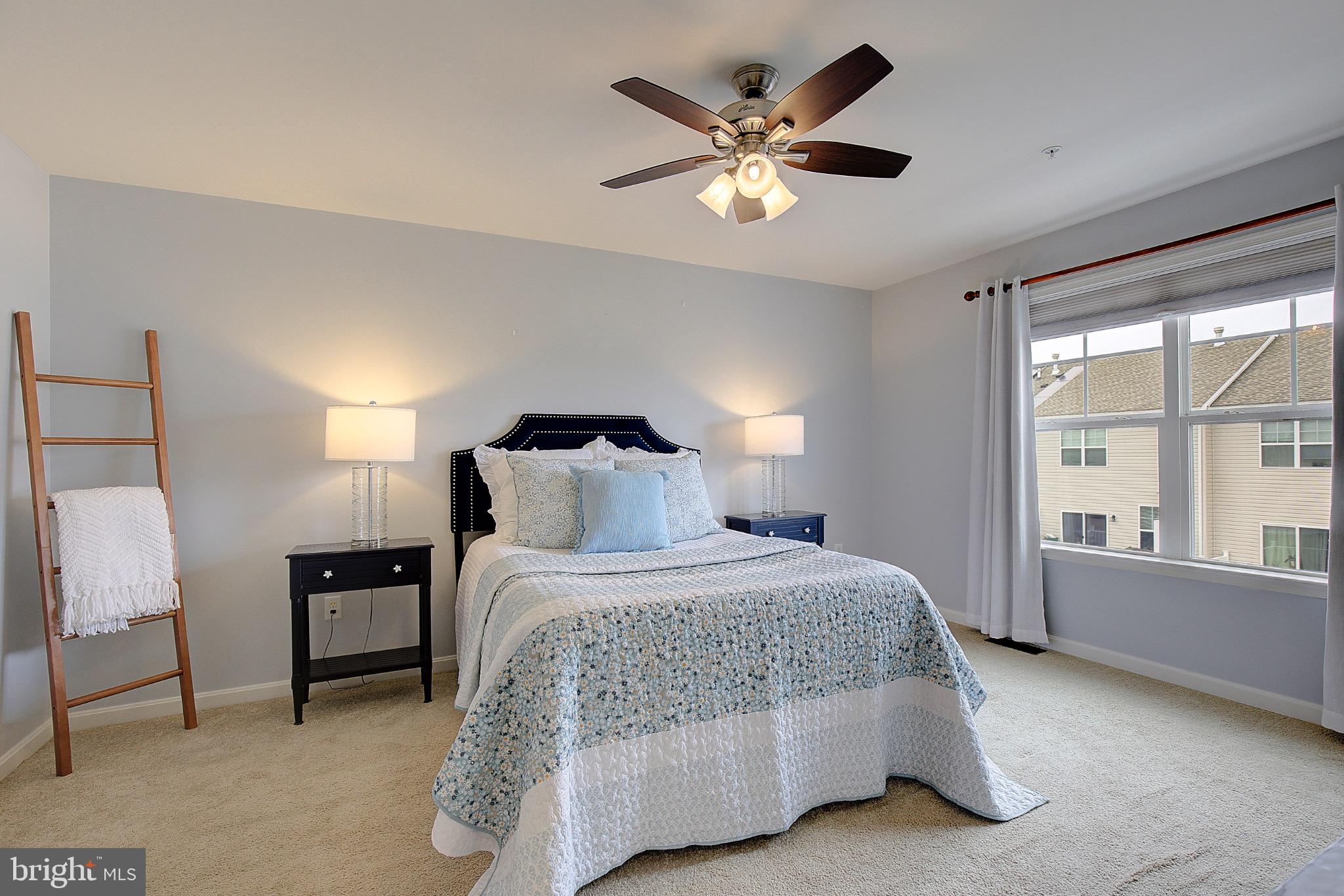 ELLENDALE - Residential