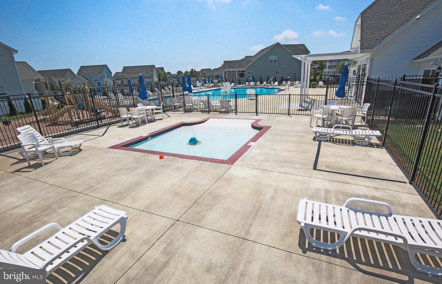 ELLENDALE - Residential