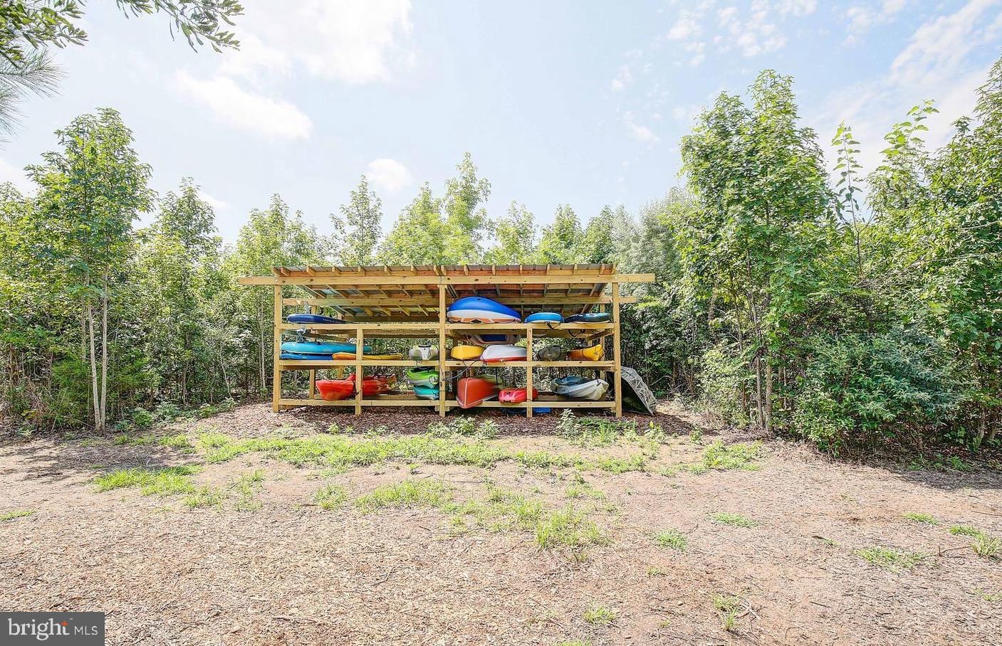 ELLENDALE - Residential