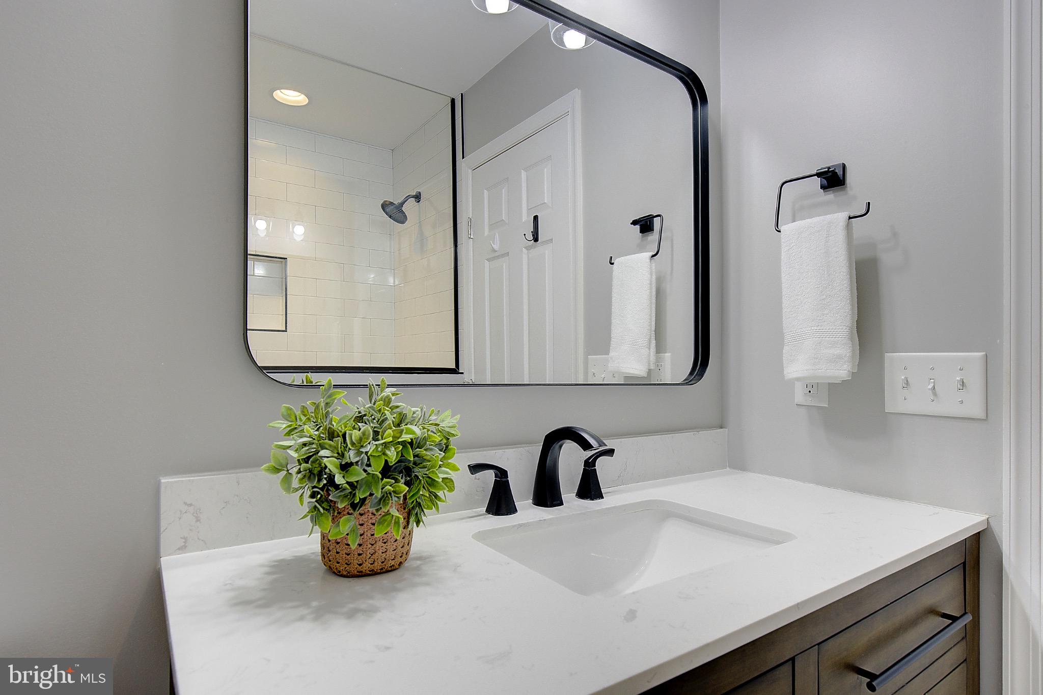 ELLENDALE - Residential