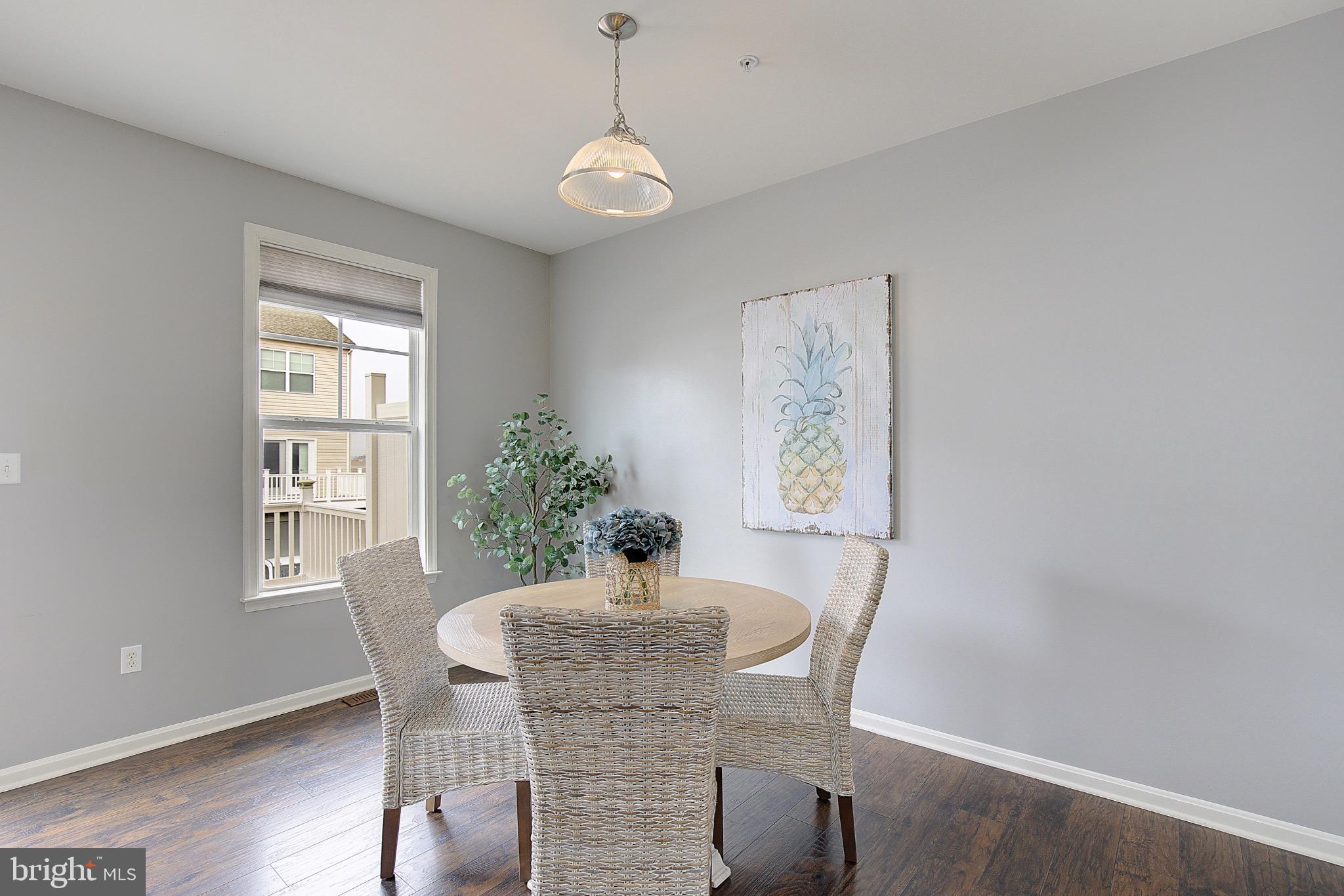 ELLENDALE - Residential