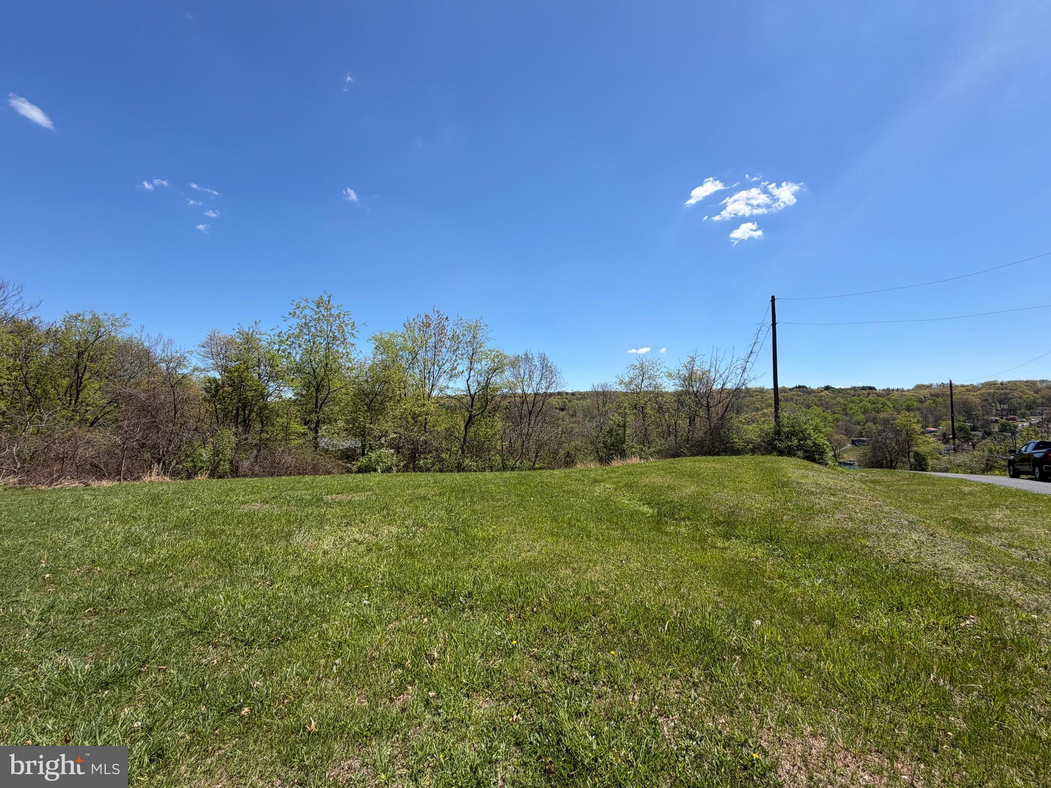 890 RED OAK COVE