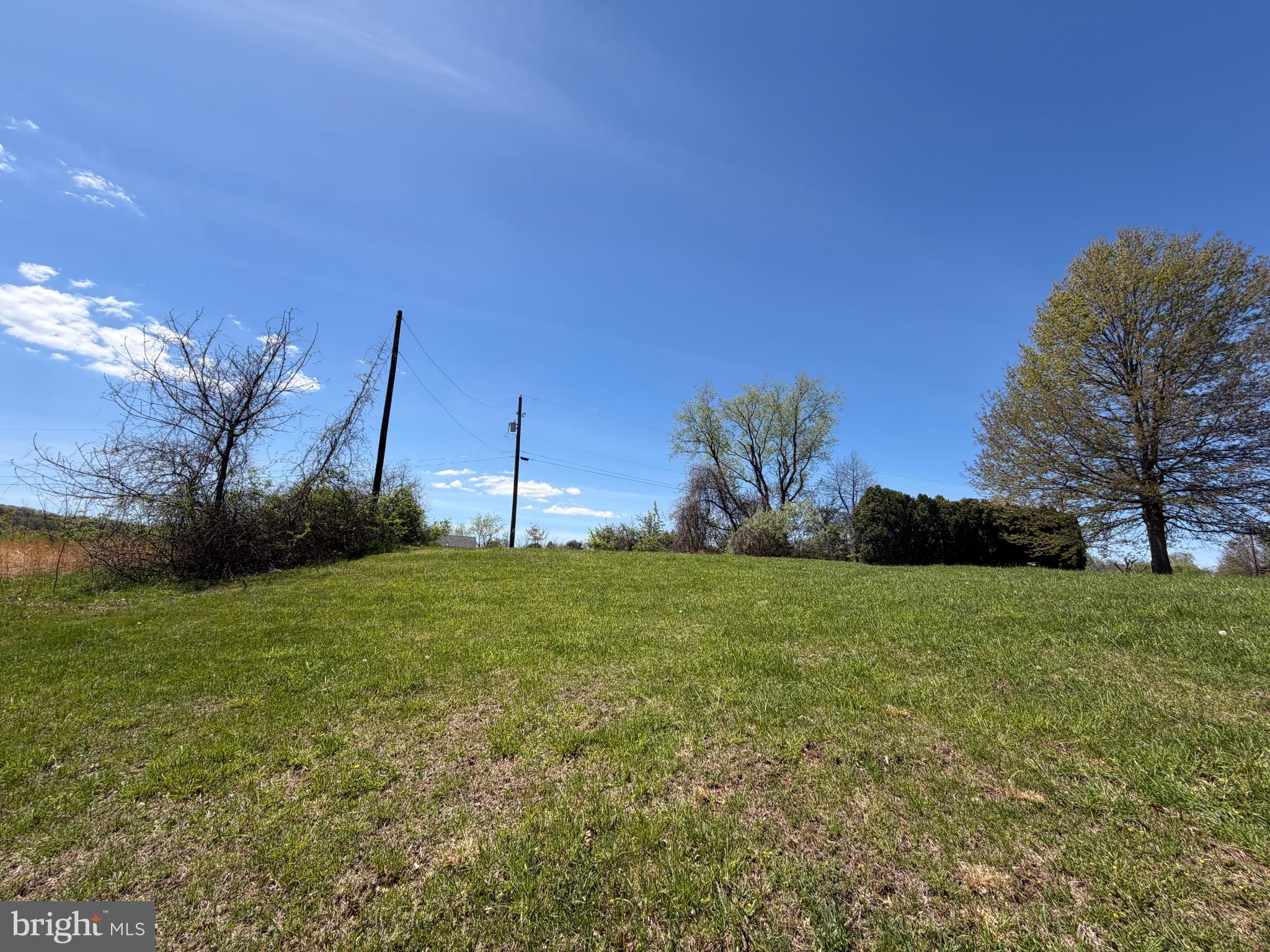 890 RED OAK COVE
