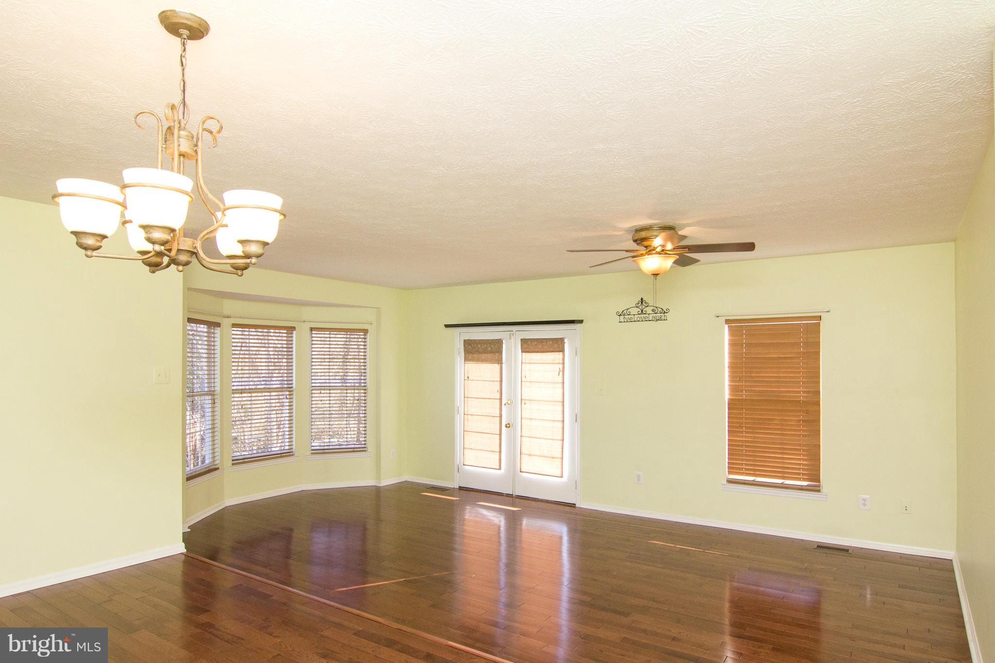 PARKVIEW TRAIL - Residential