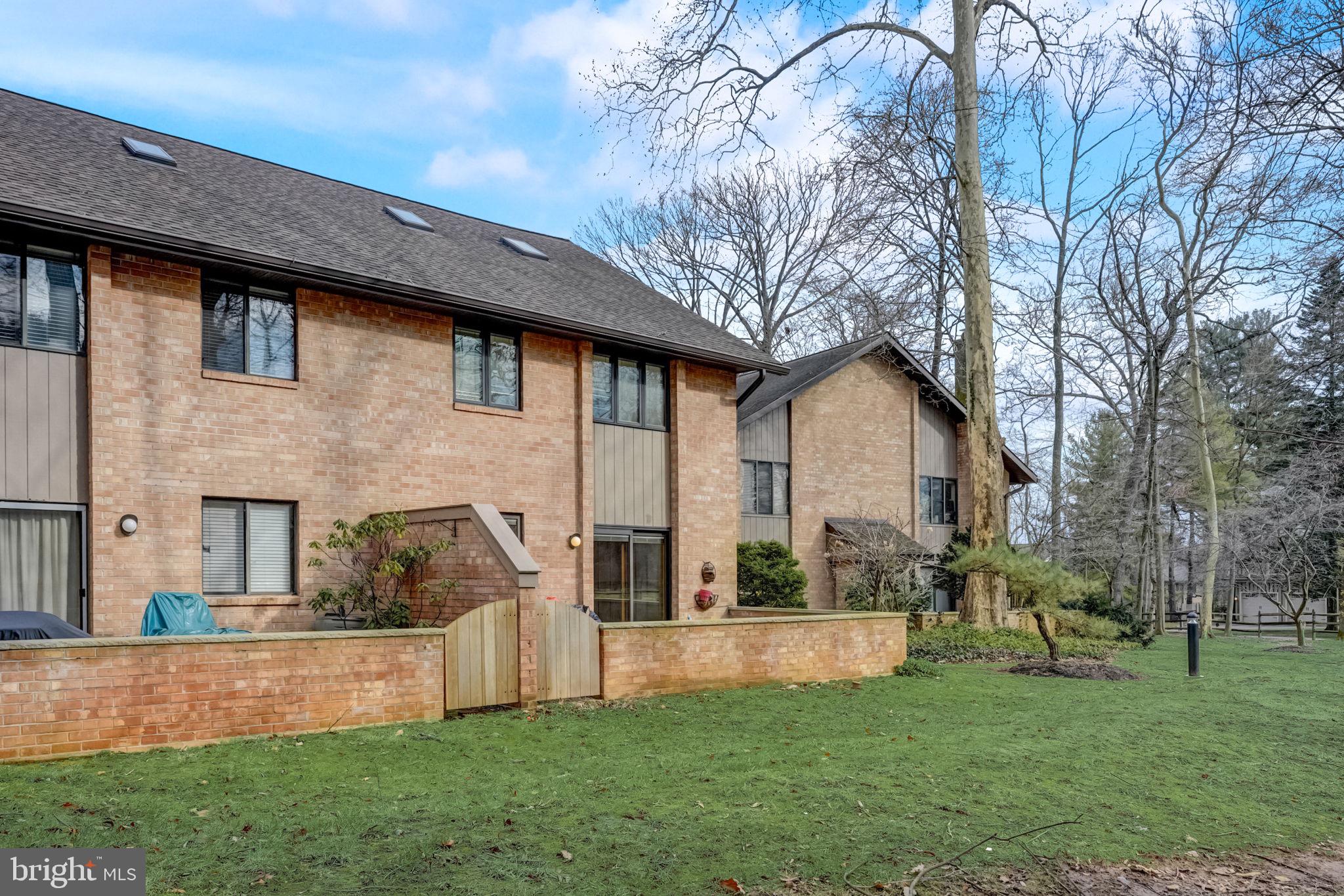 WOODGATE - Residential