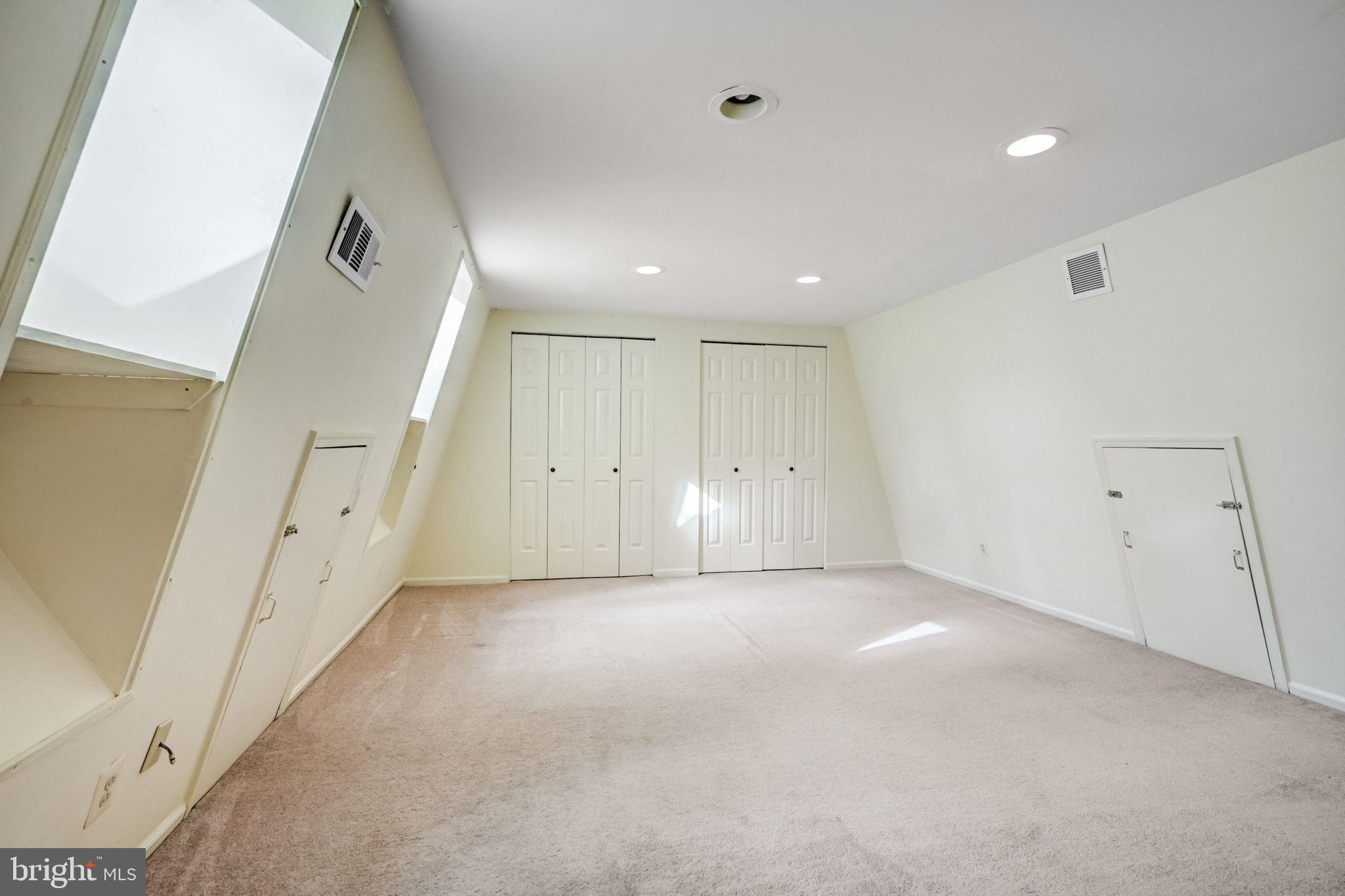 WOODGATE - Residential
