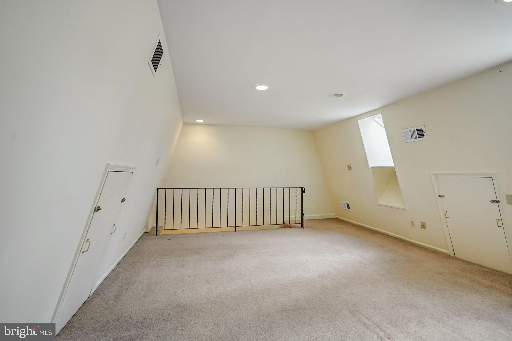 WOODGATE - Residential