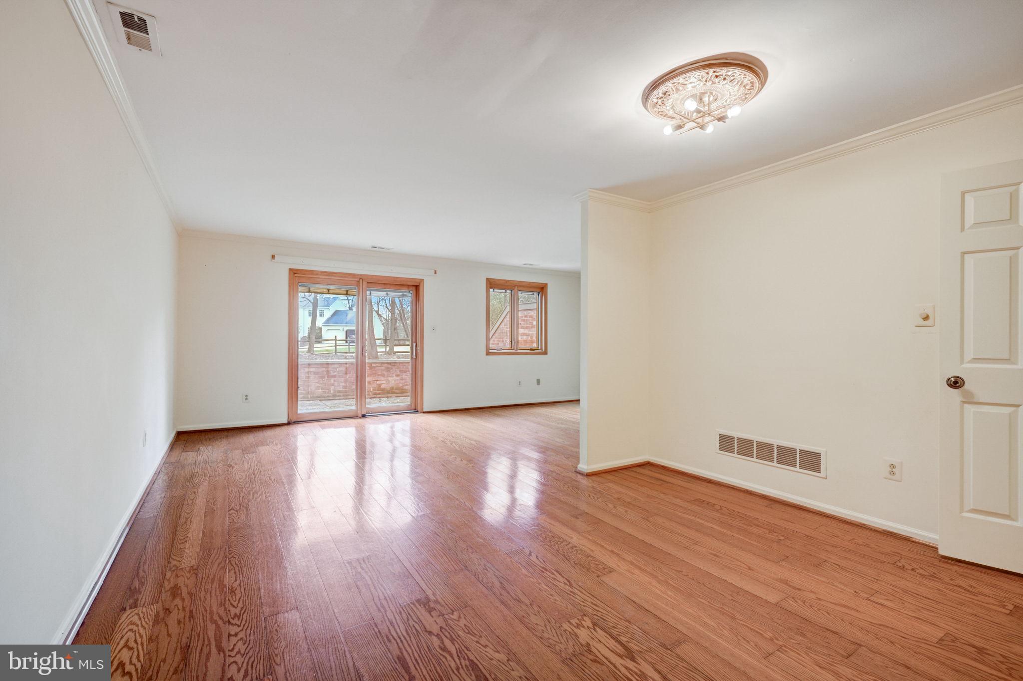 WOODGATE - Residential