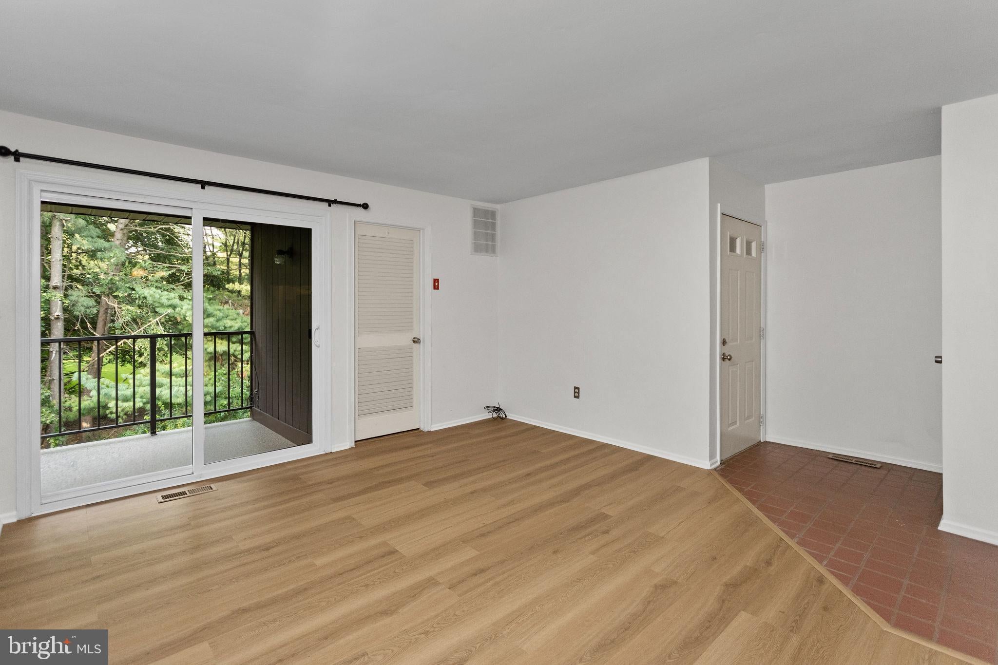 36 GENA COURT