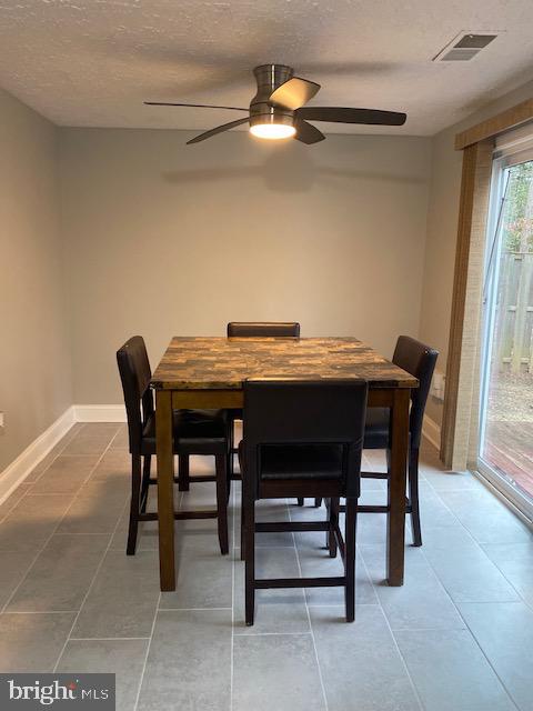 WHITE OAK VILLAGE - Residential Lease