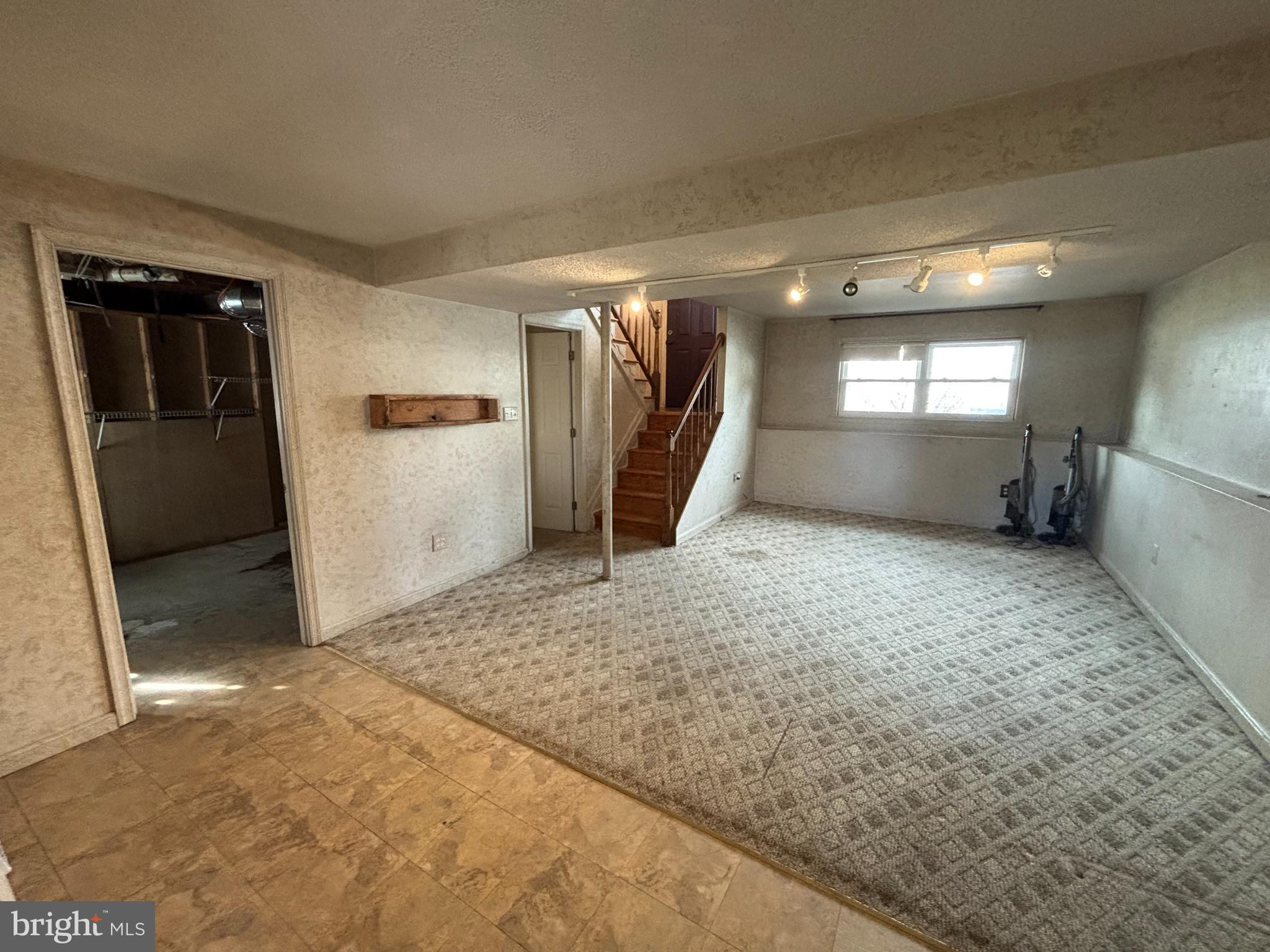 WINDY HILLS - Residential