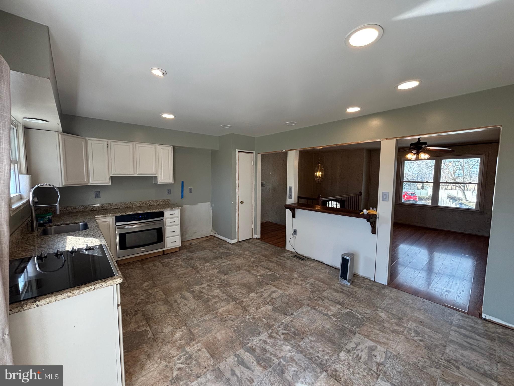 WINDY HILLS - Residential