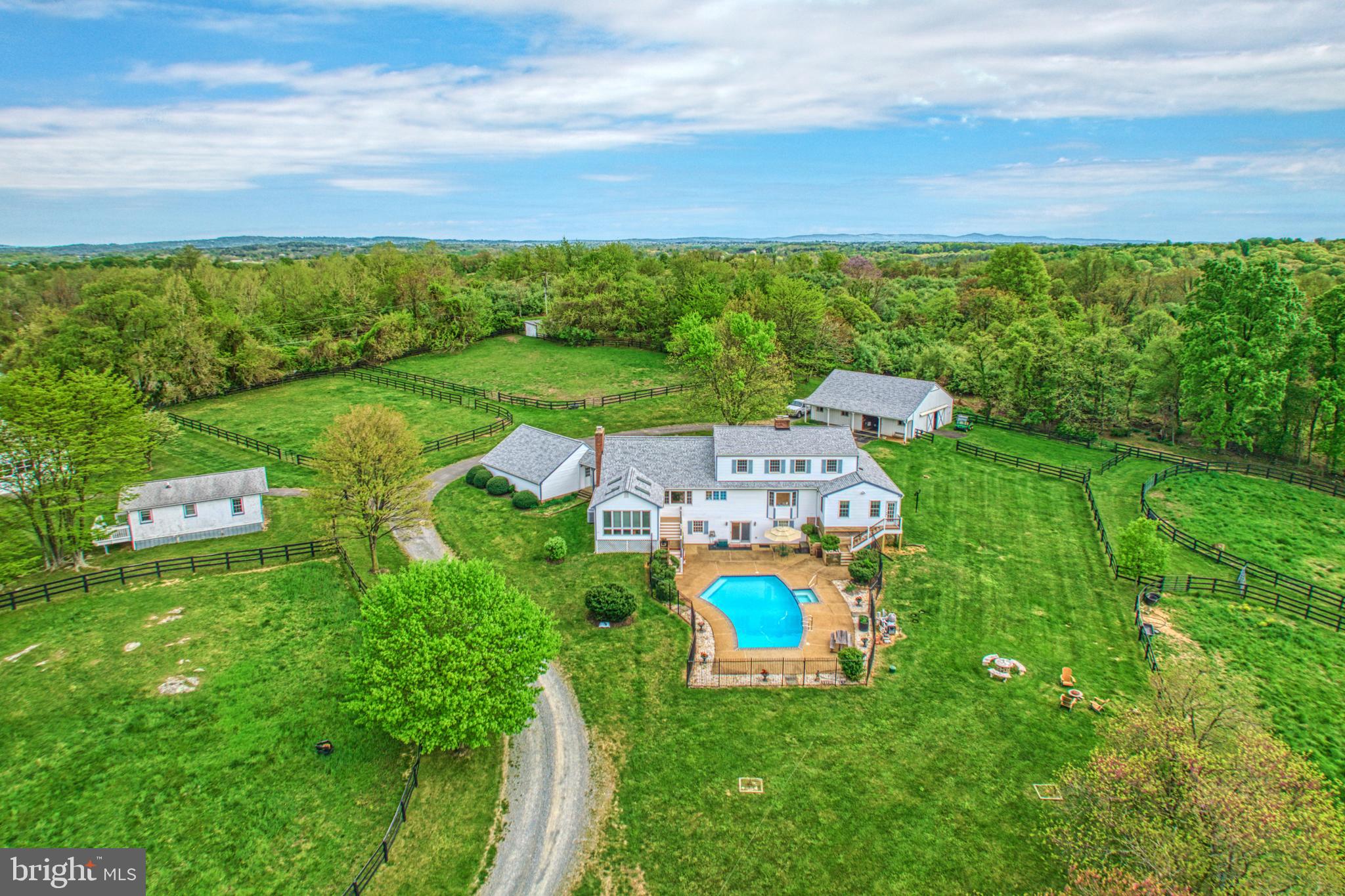 36181 FOXLORE FARM LANE