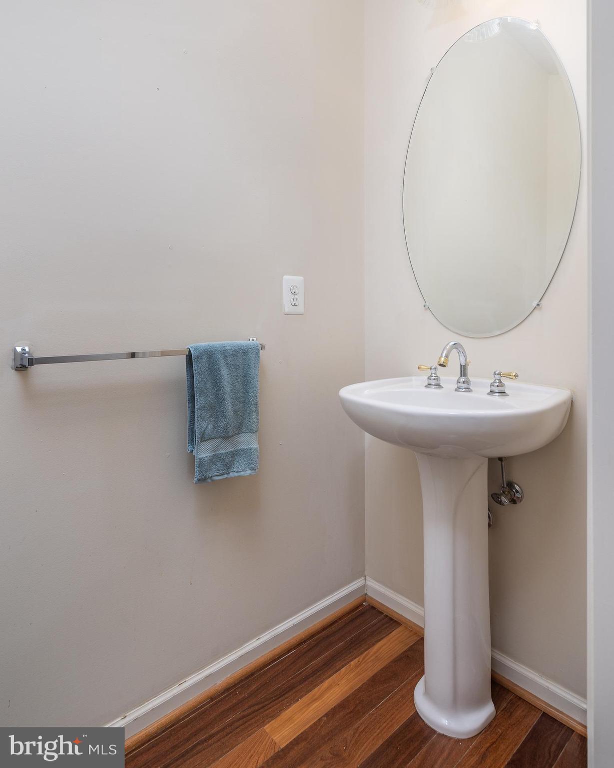 DOMINION VALLEY COUNTRY CLUB - Residential Lease