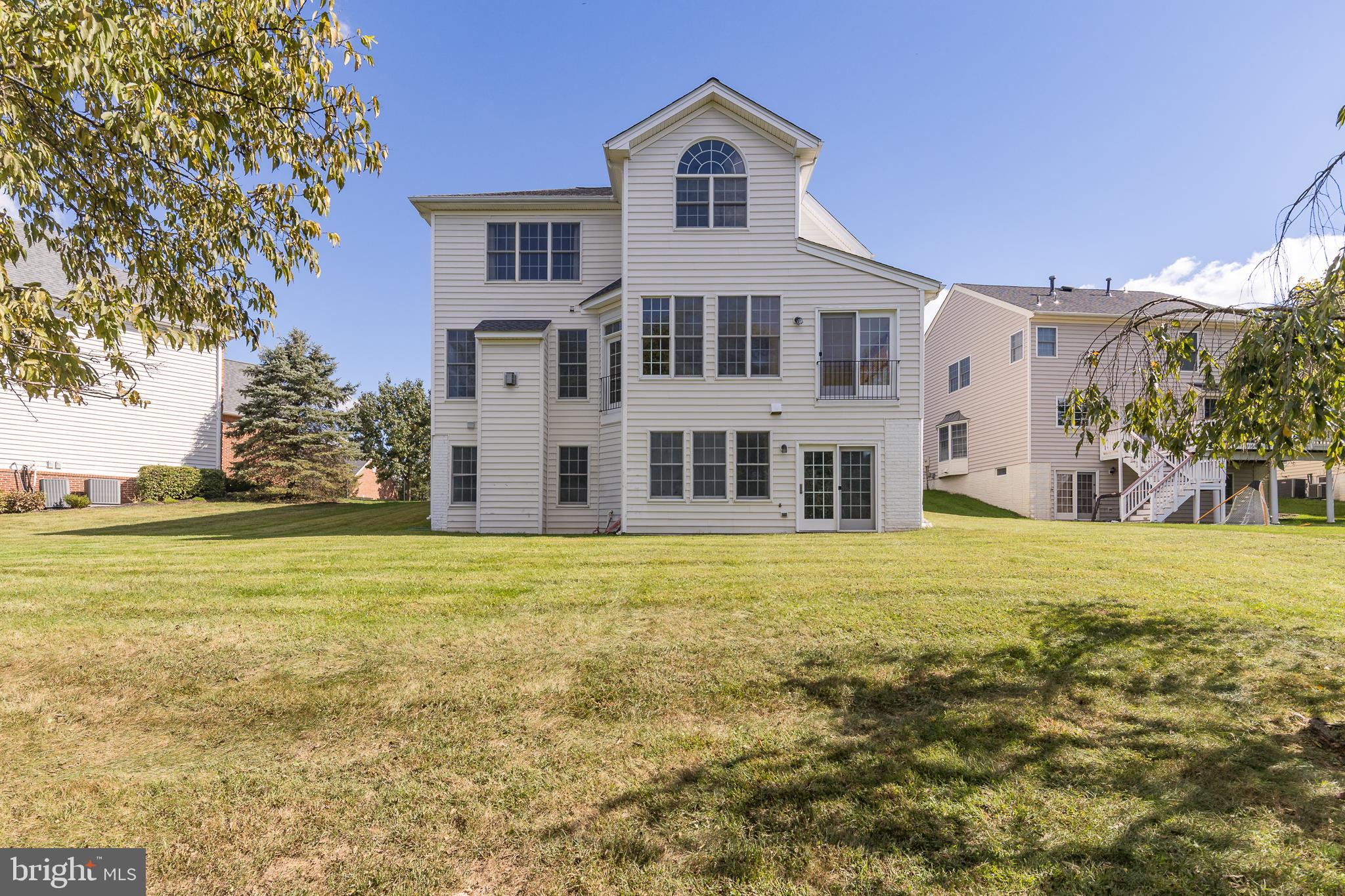 DOMINION VALLEY COUNTRY CLUB - Residential Lease