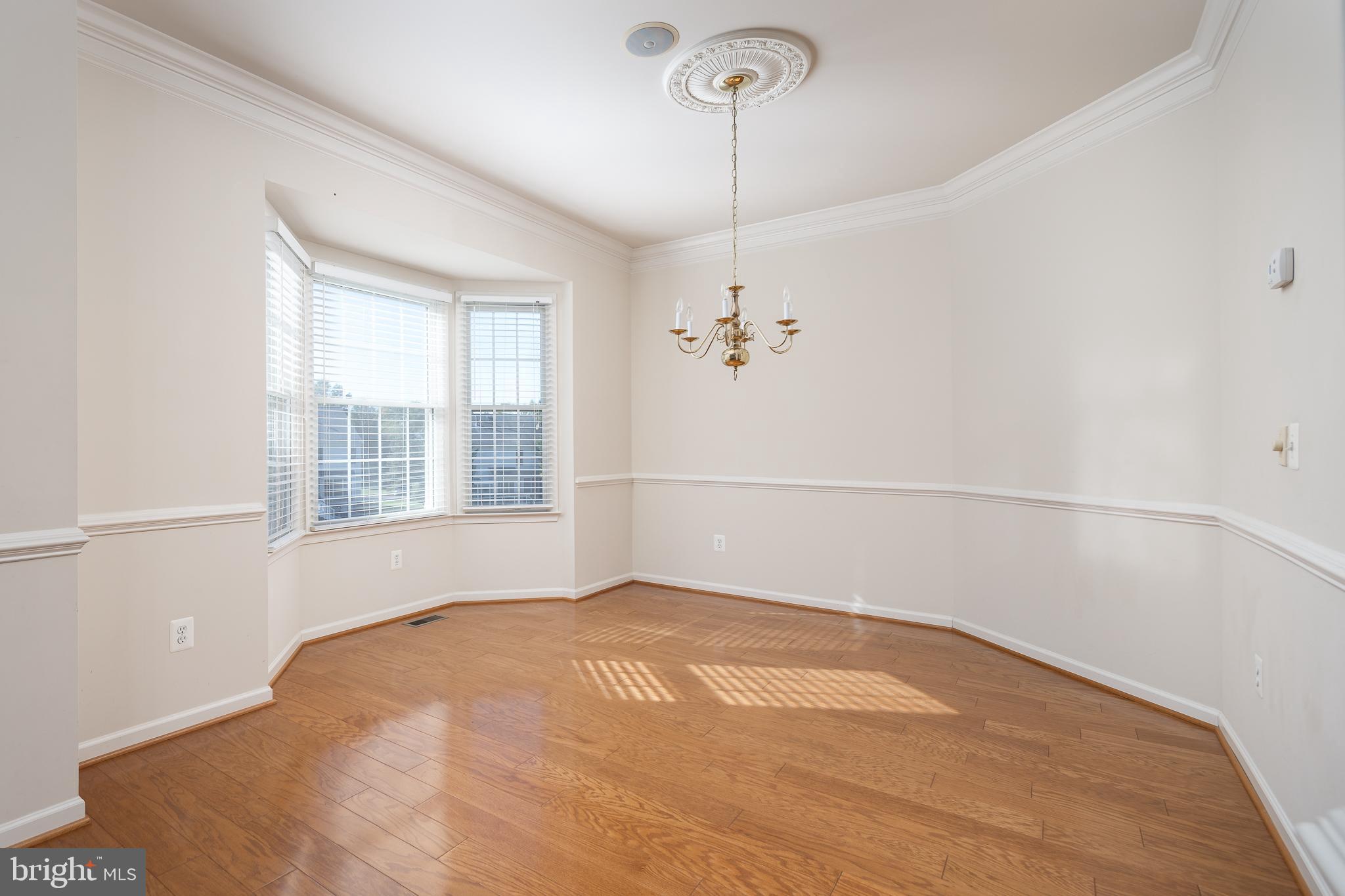 DOMINION VALLEY COUNTRY CLUB - Residential Lease