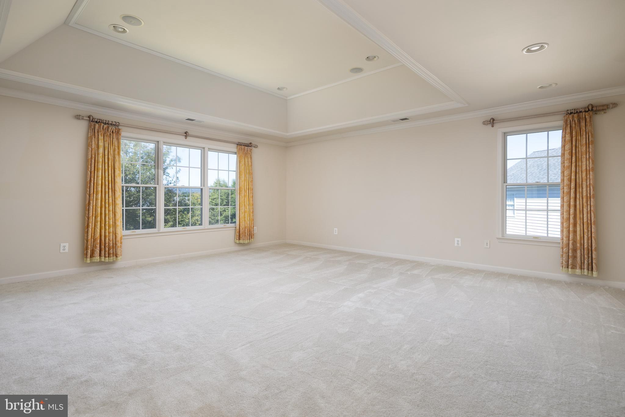 DOMINION VALLEY COUNTRY CLUB - Residential Lease