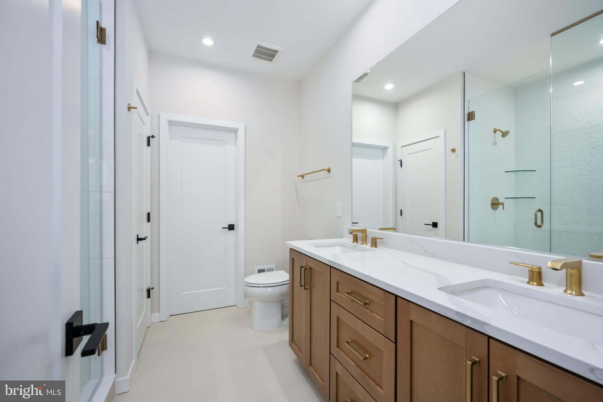 14449 GLEN MANOR DRIVE
