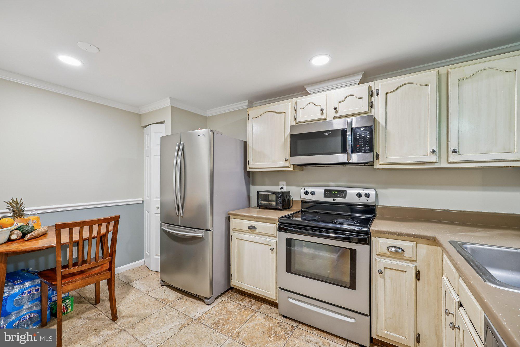 CHURCHILL TOWN SECTOR - Residential