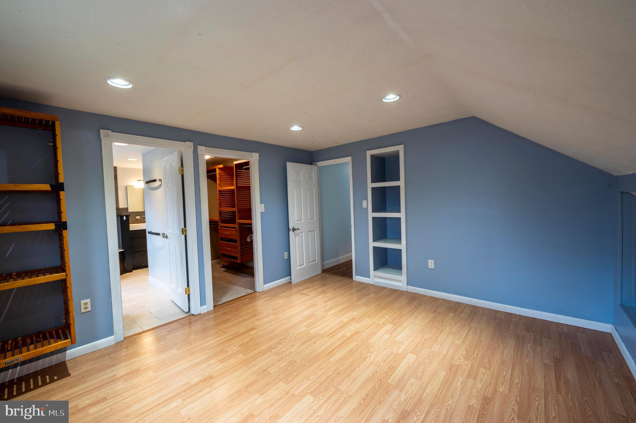 PINEFIELD - Residential