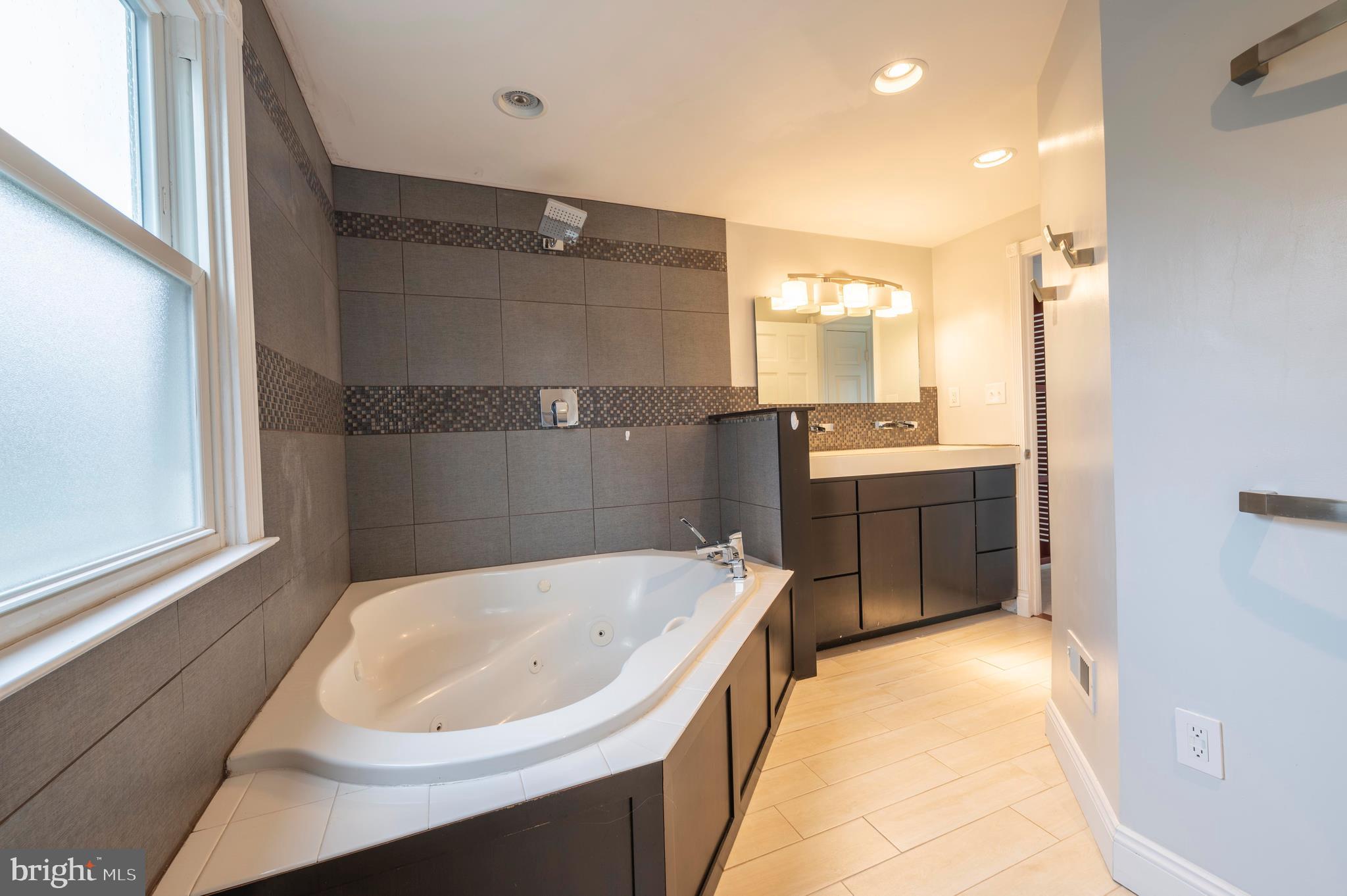 PINEFIELD - Residential