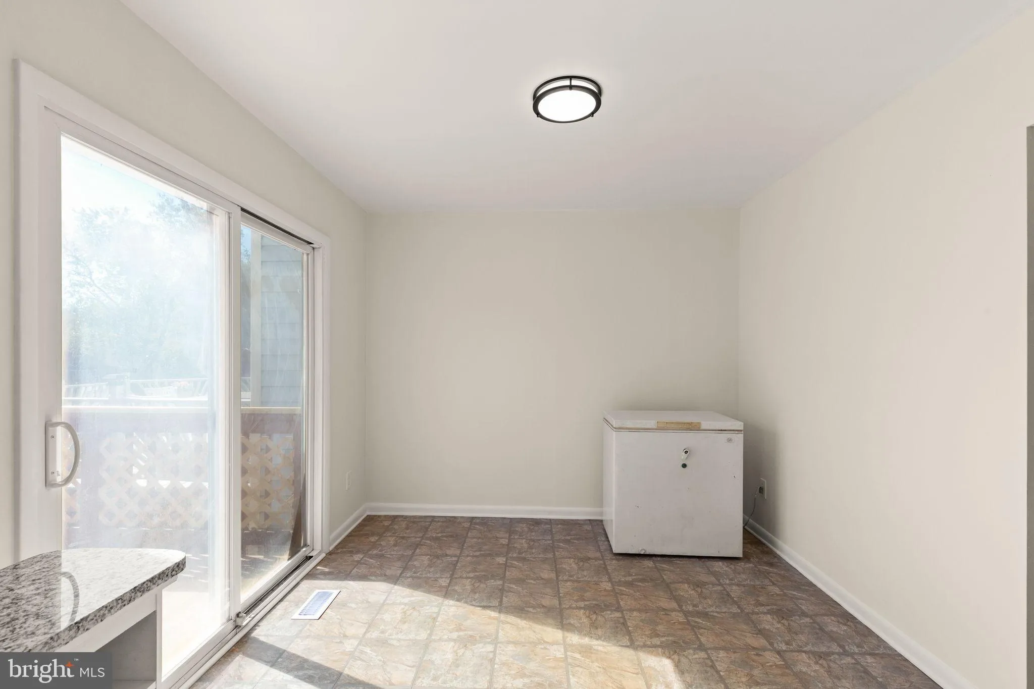 Edgewood, Maryland 21040, United States, 3 Bedrooms Bedrooms, ,2 BathroomsBathrooms,Residential,Active,230052