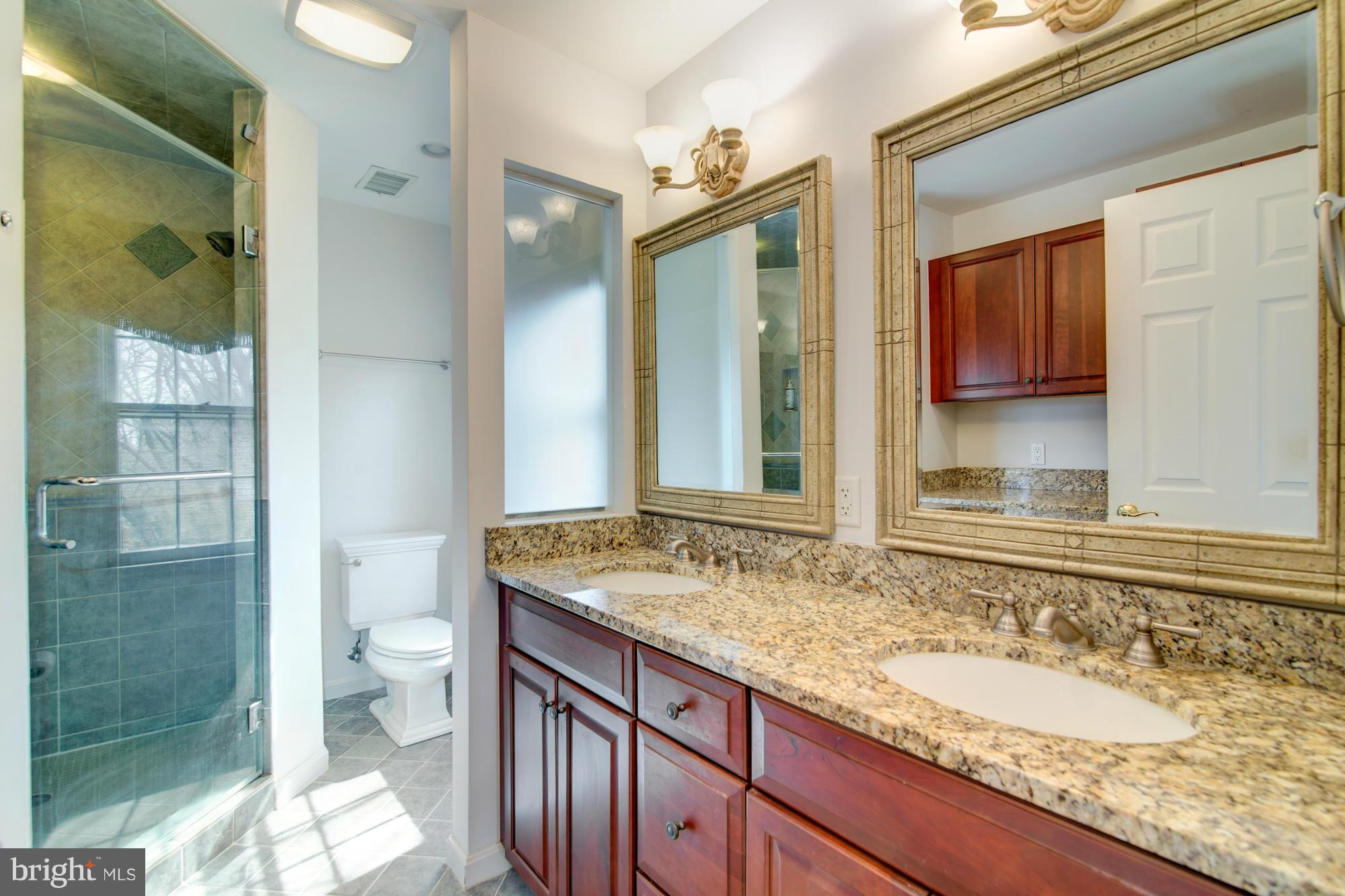 PINECREST - Residential