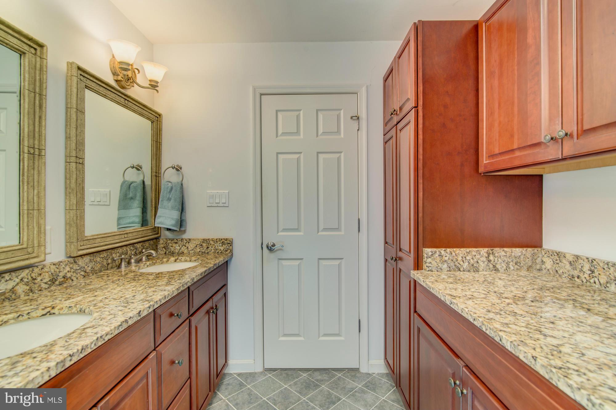 PINECREST - Residential