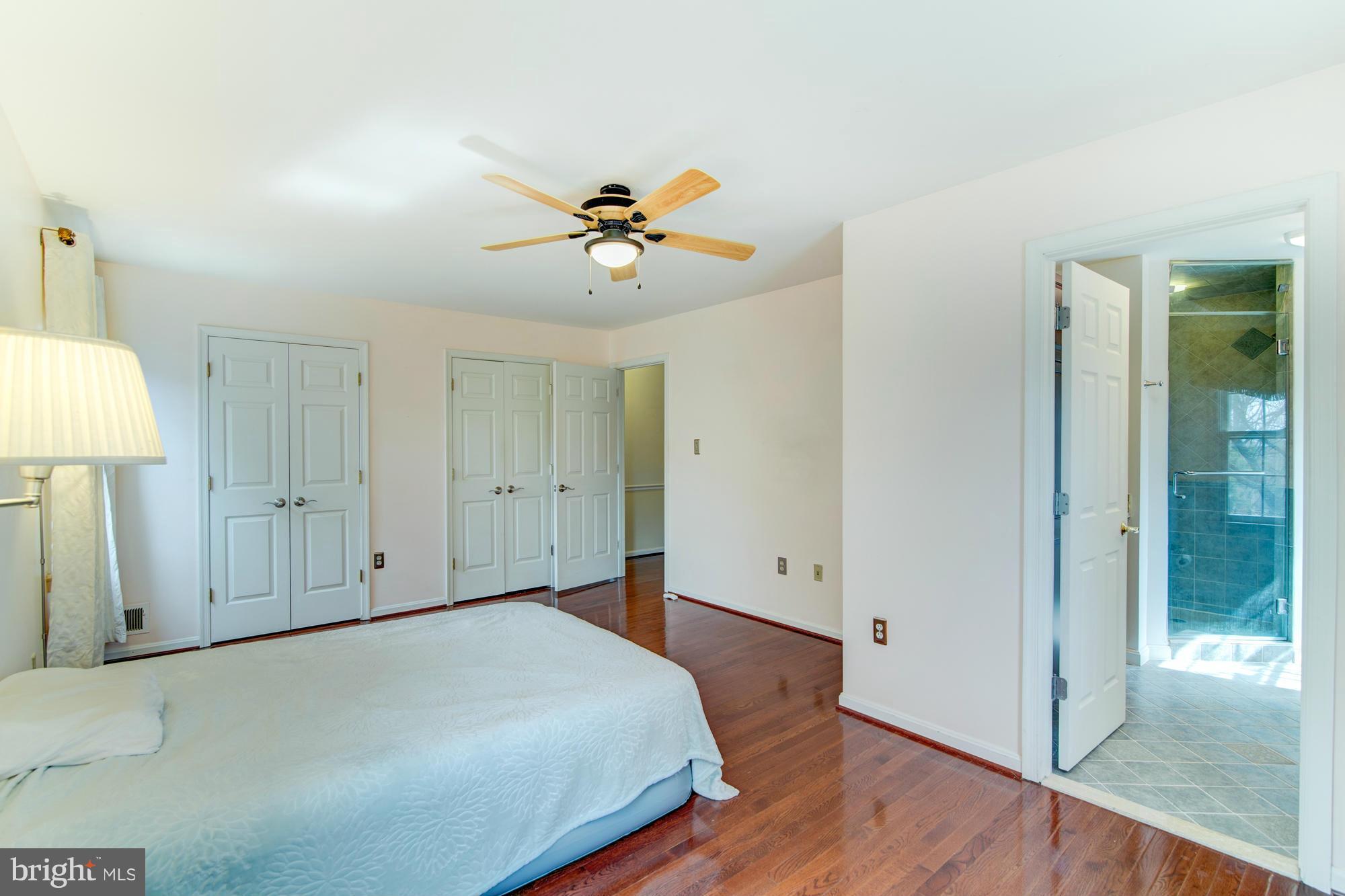 PINECREST - Residential