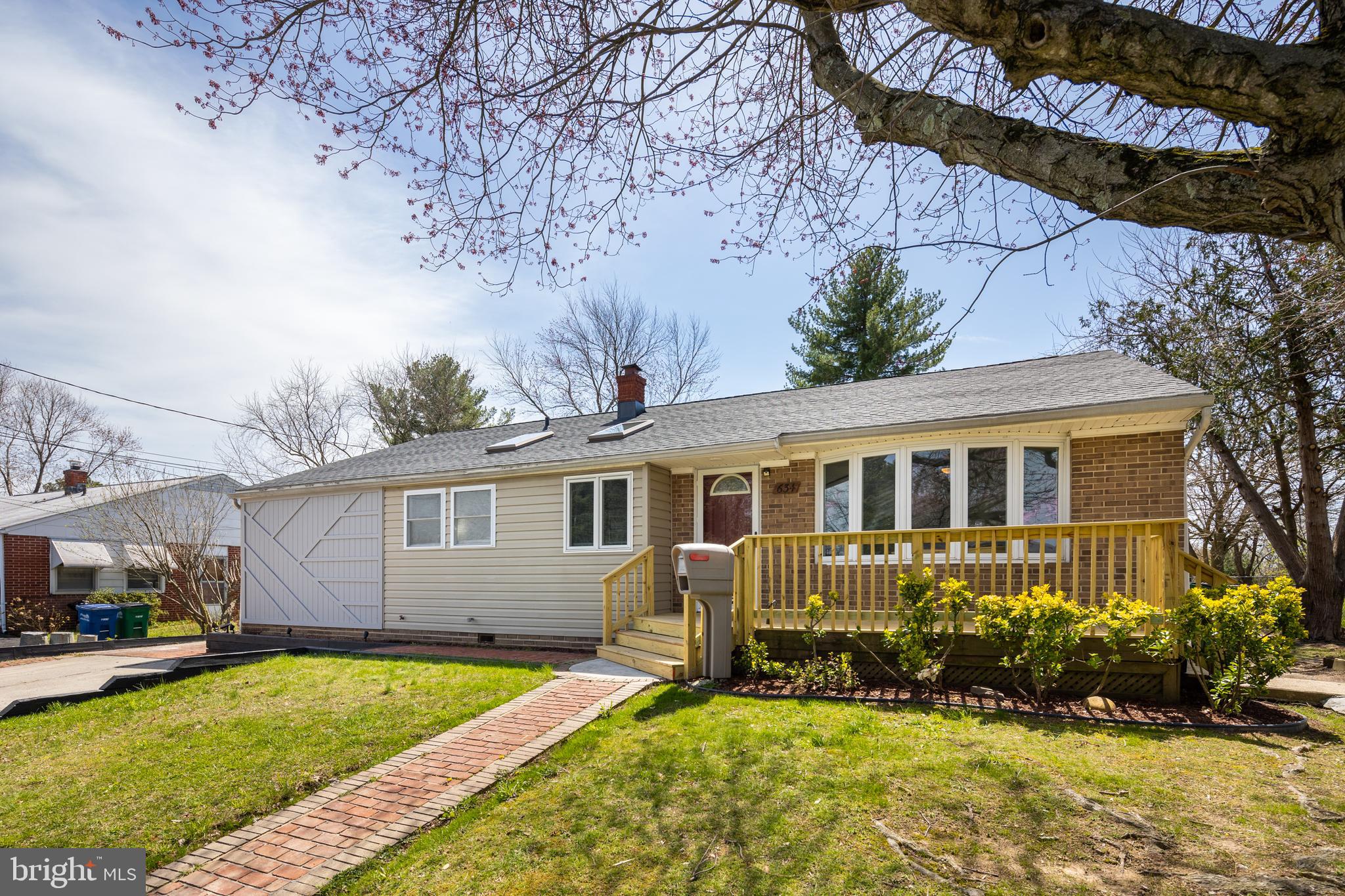ABERDEEN HILLS - Residential