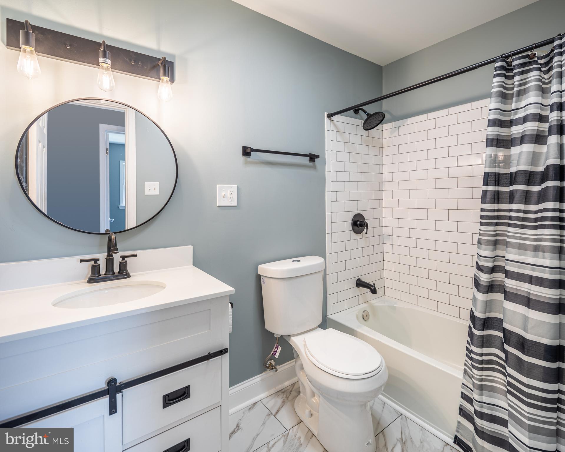 ABERDEEN HILLS - Residential