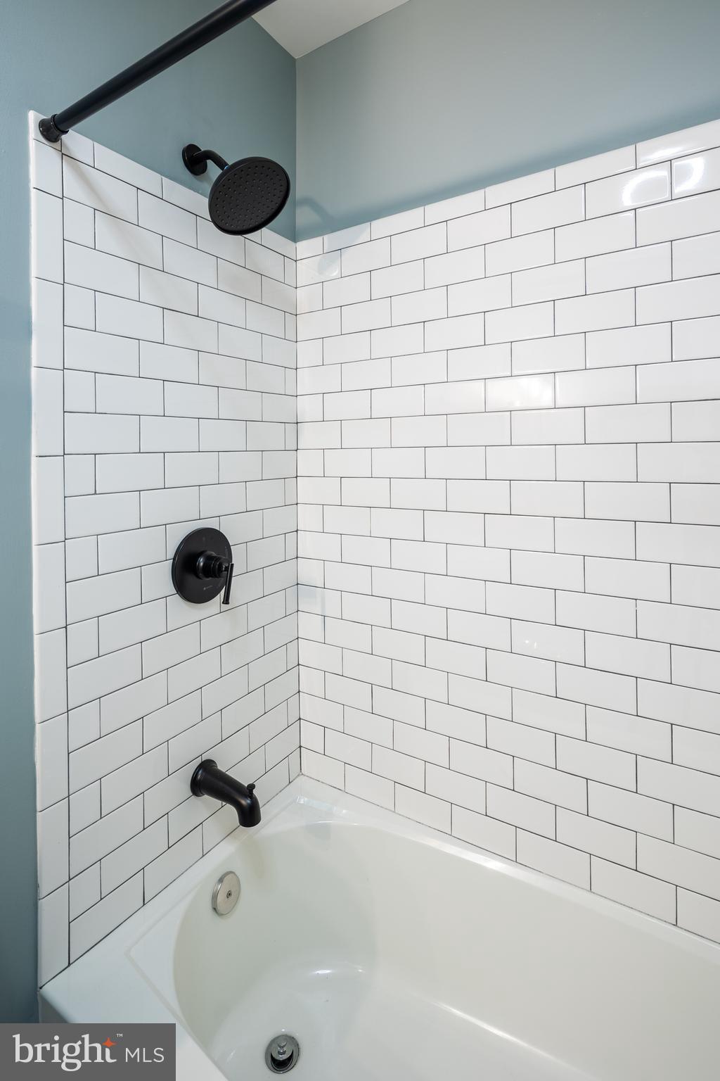 ABERDEEN HILLS - Residential