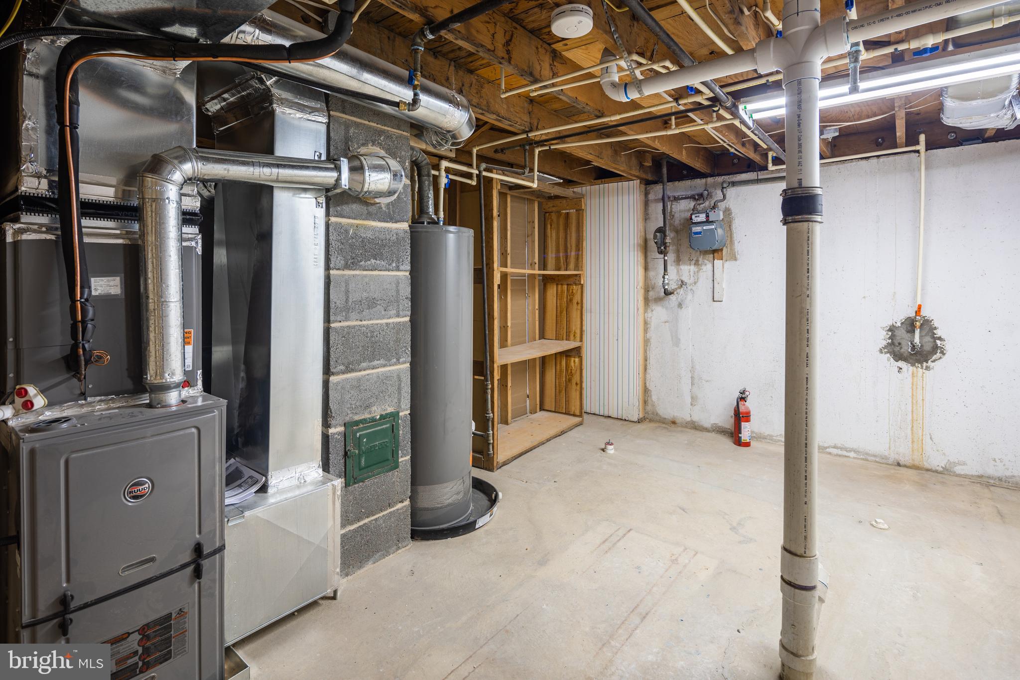 ABERDEEN HILLS - Residential