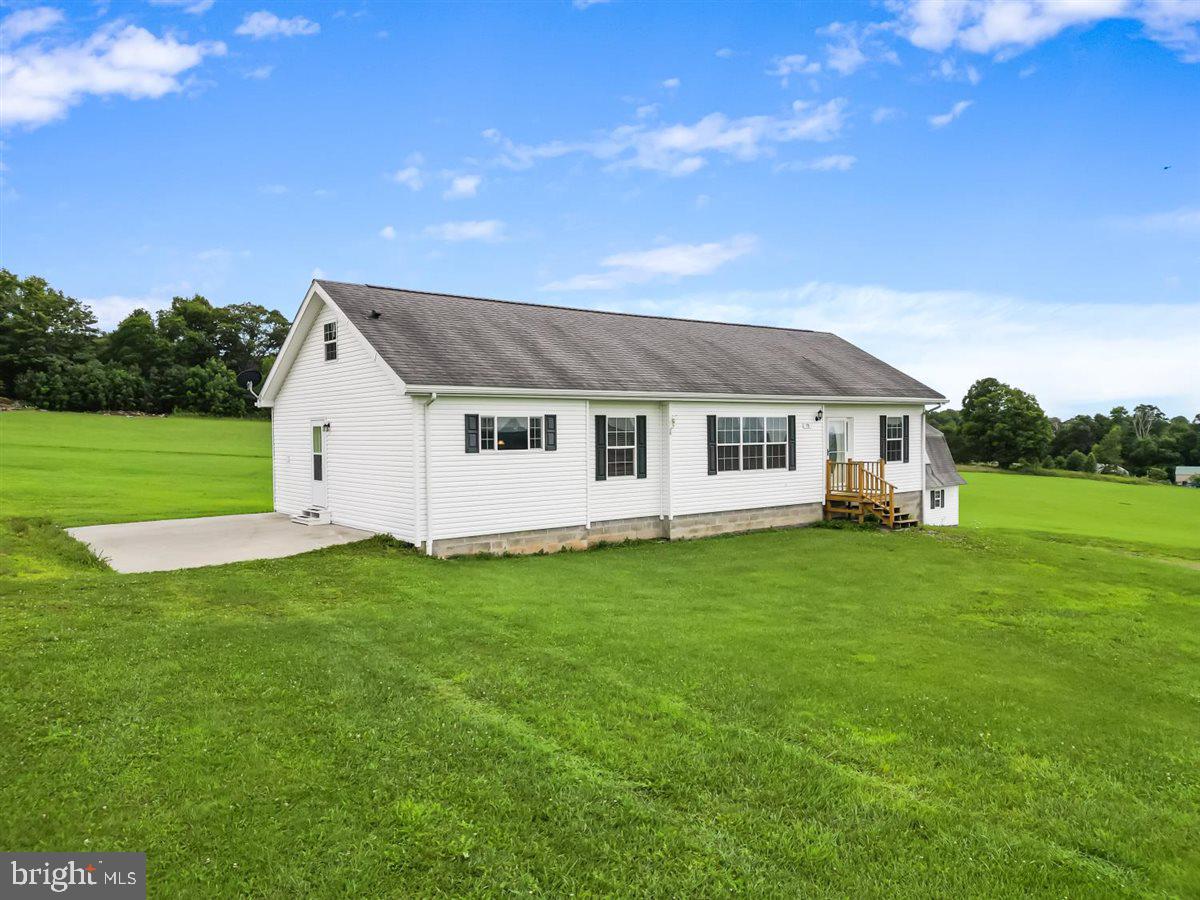 71 GREENWOOD LANE