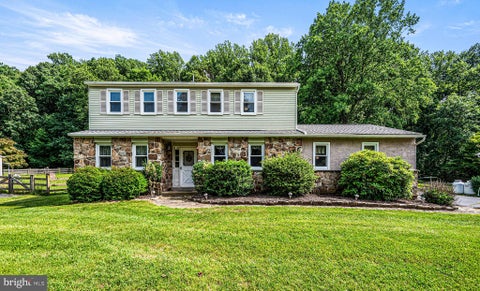 Homes For Sale - 8 Granger Lane<br/> COATESVILLE, PA 19320