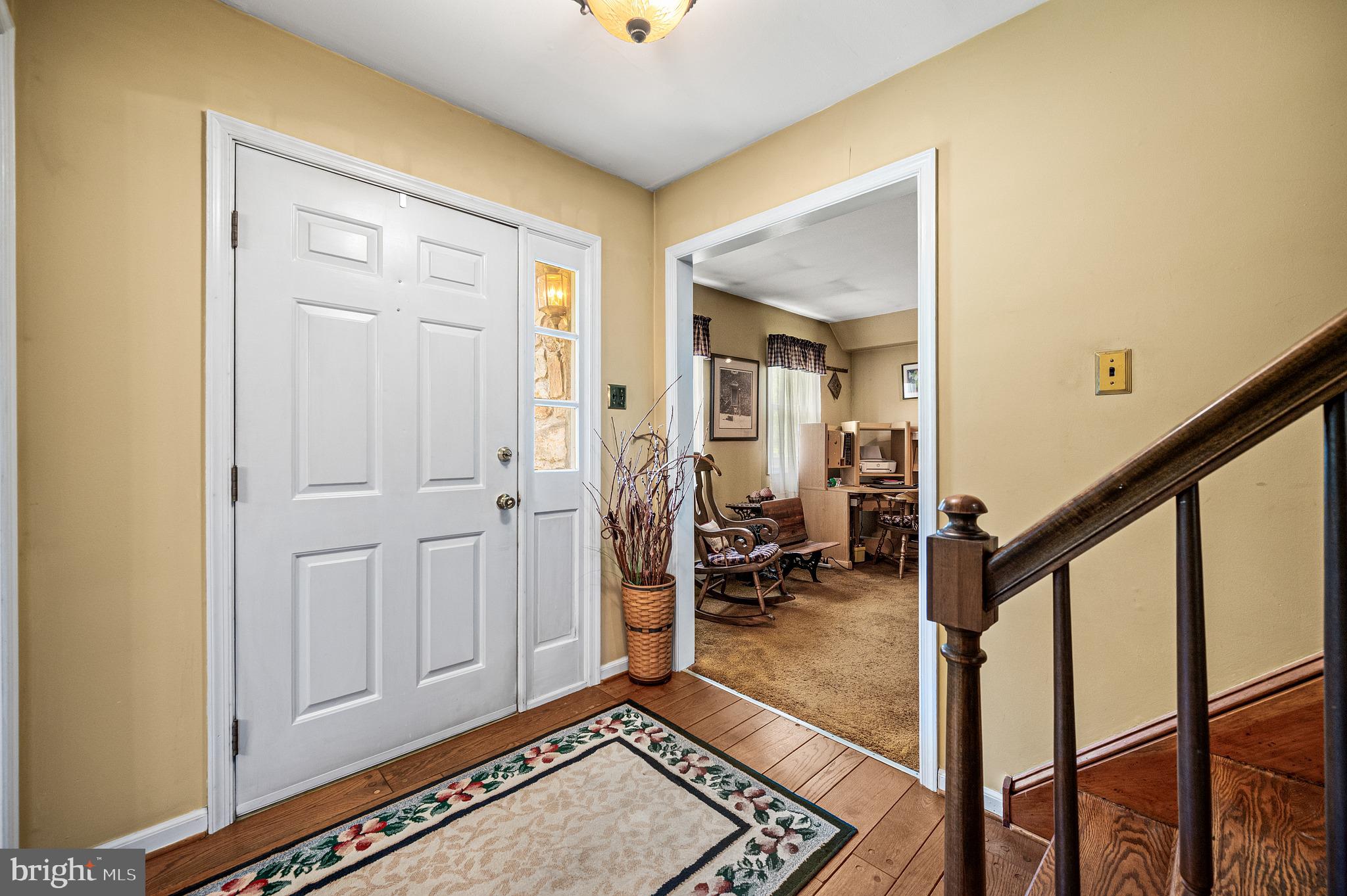 8 GRANGER LANE