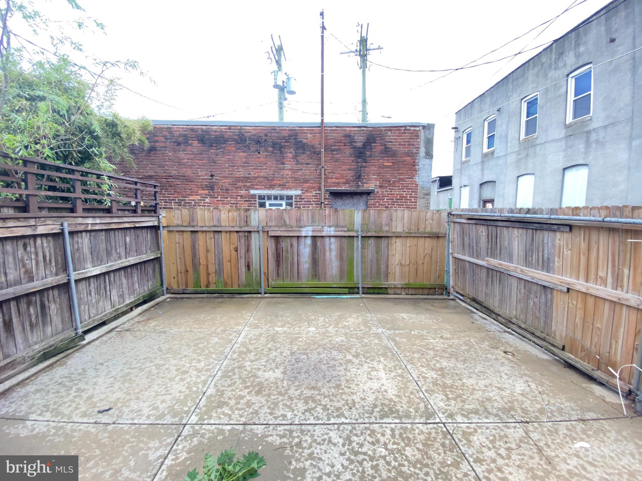 HIGHLANDTOWN - Residential