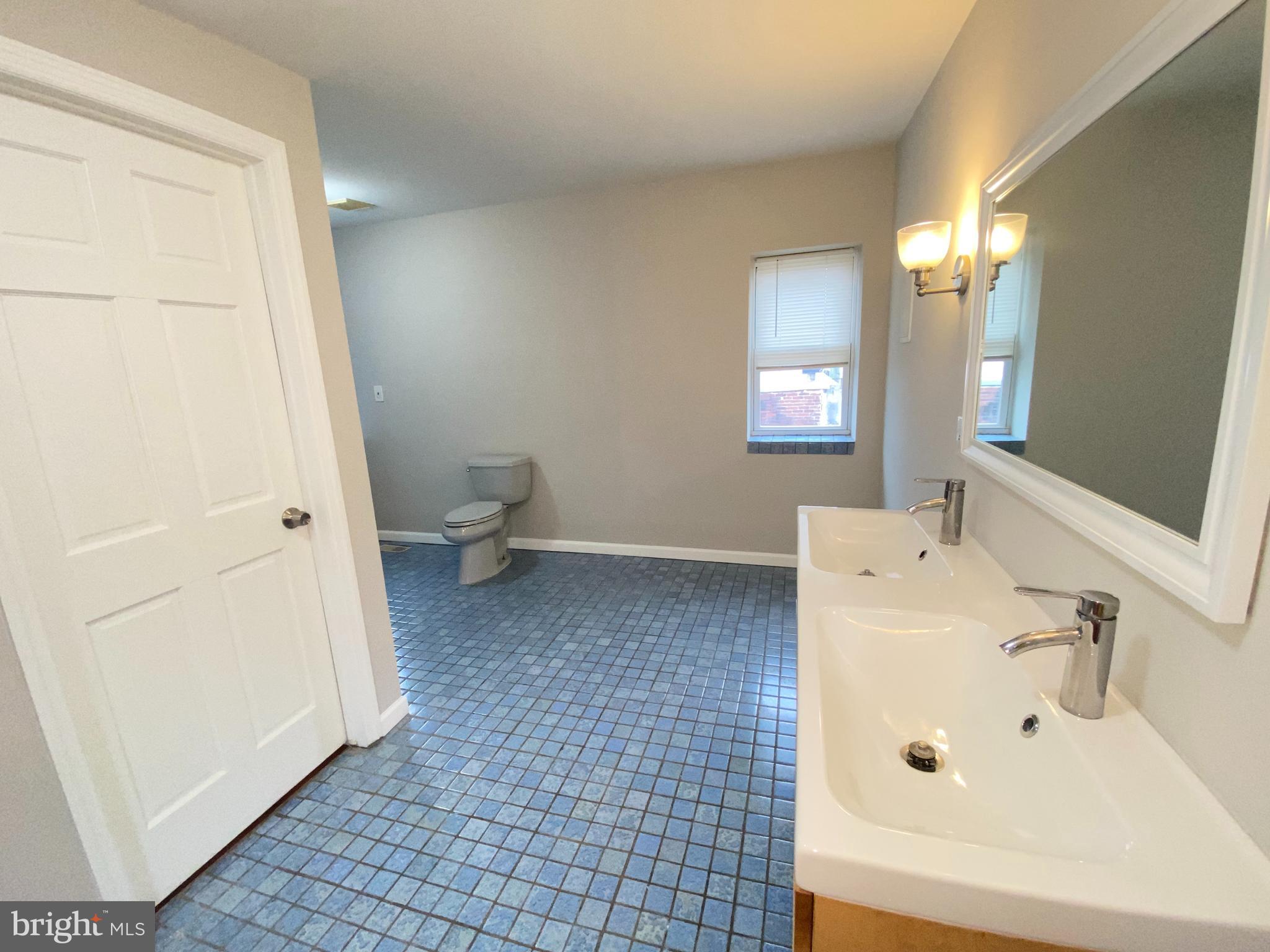 HIGHLANDTOWN - Residential