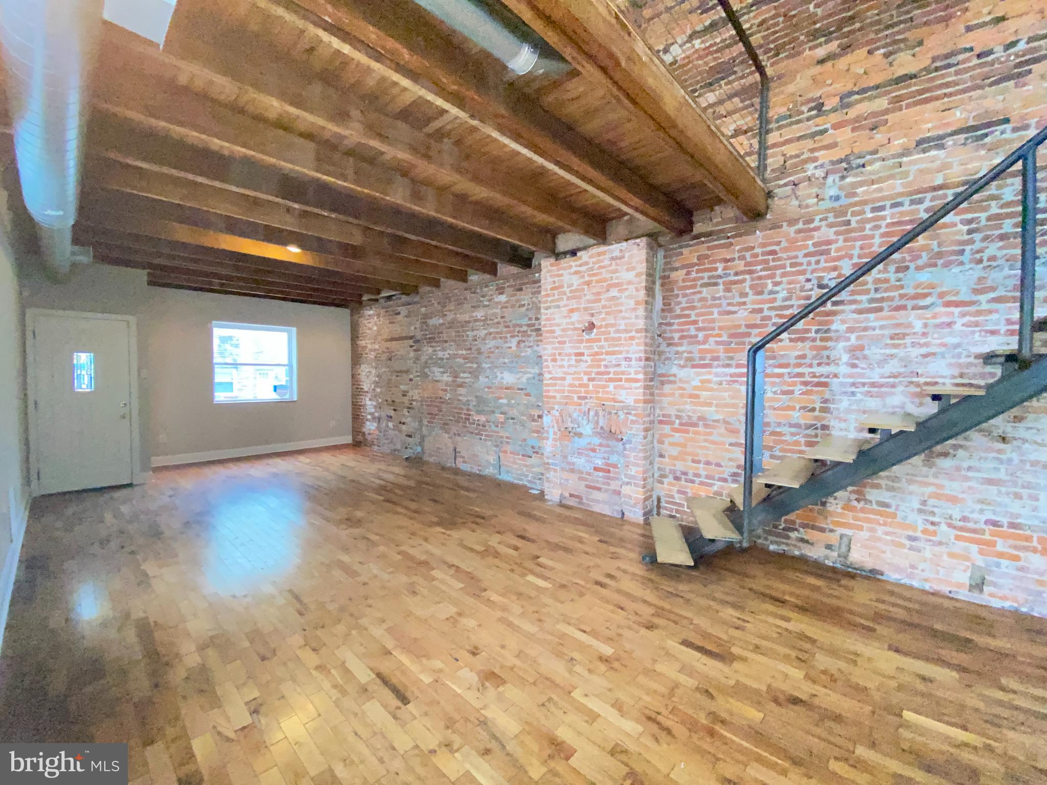 HIGHLANDTOWN - Residential