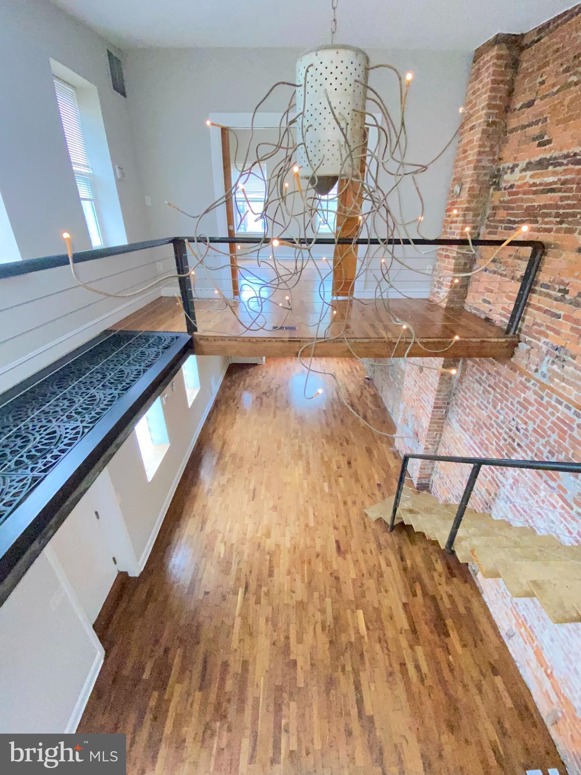 HIGHLANDTOWN - Residential