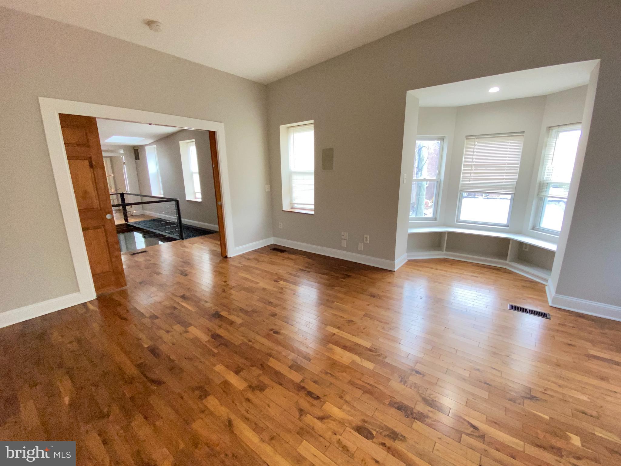 HIGHLANDTOWN - Residential