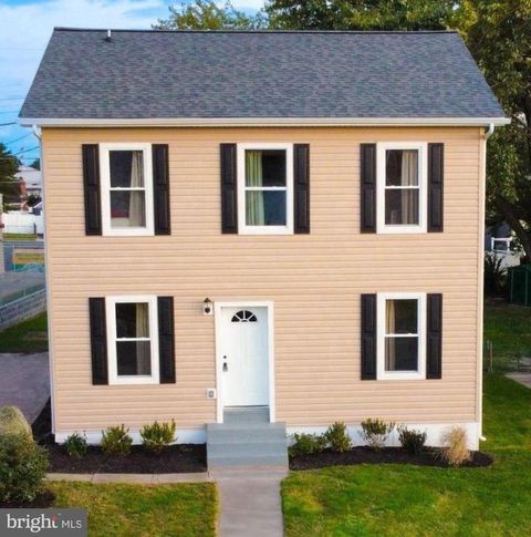 214 OAKWOOD ROAD DUNDALK MD 21222