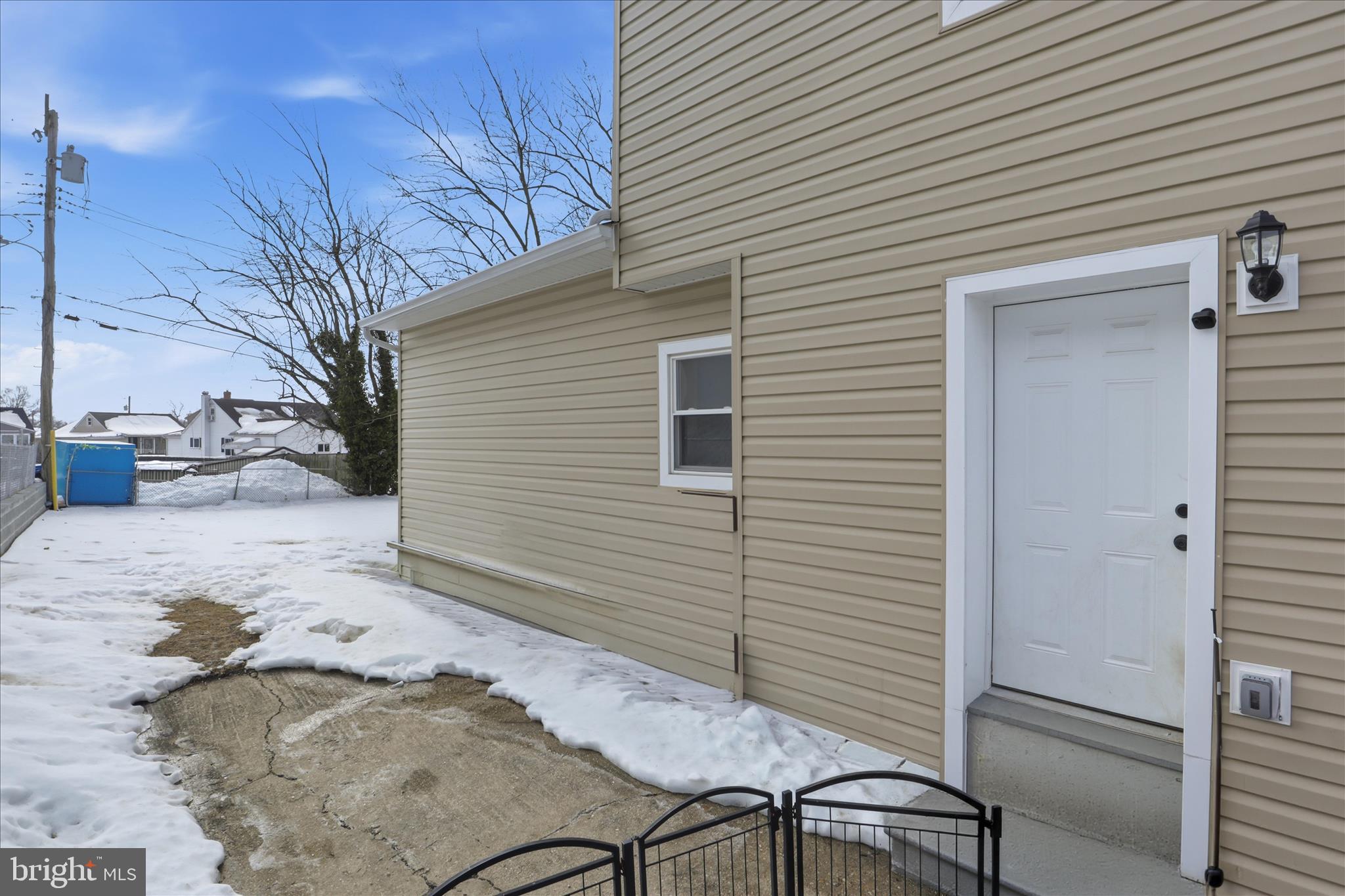 GRAY MANOR - Residential