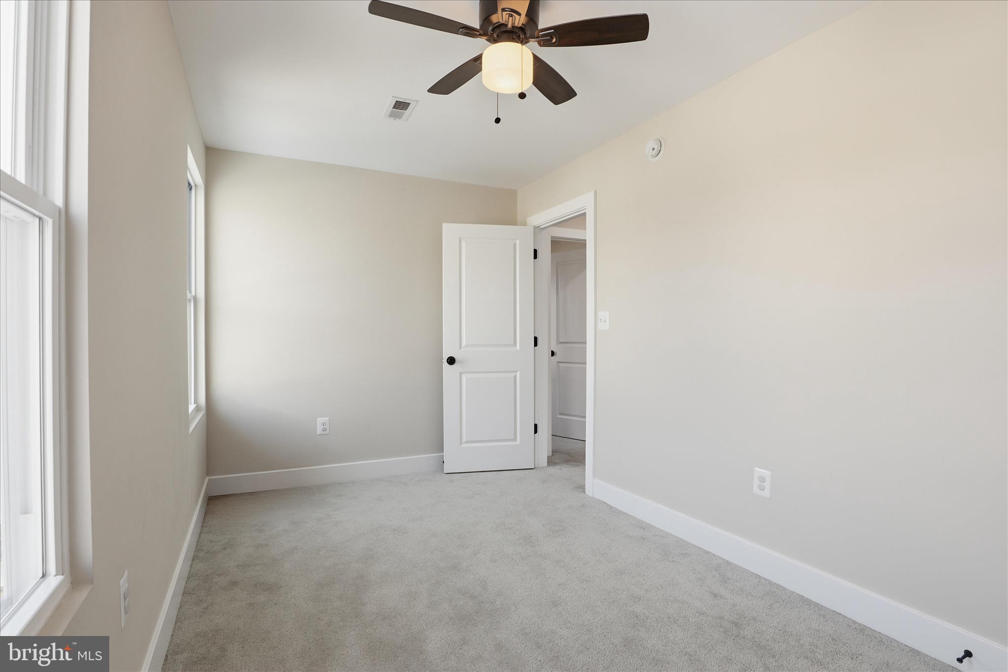 GRAY MANOR - Residential