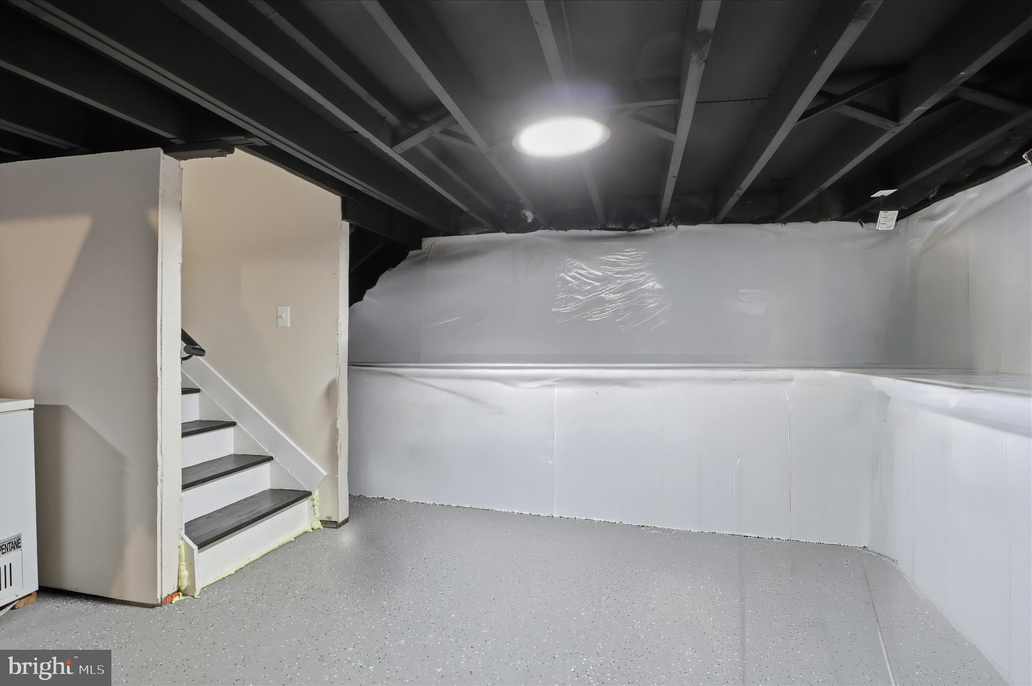 GRAY MANOR - Residential