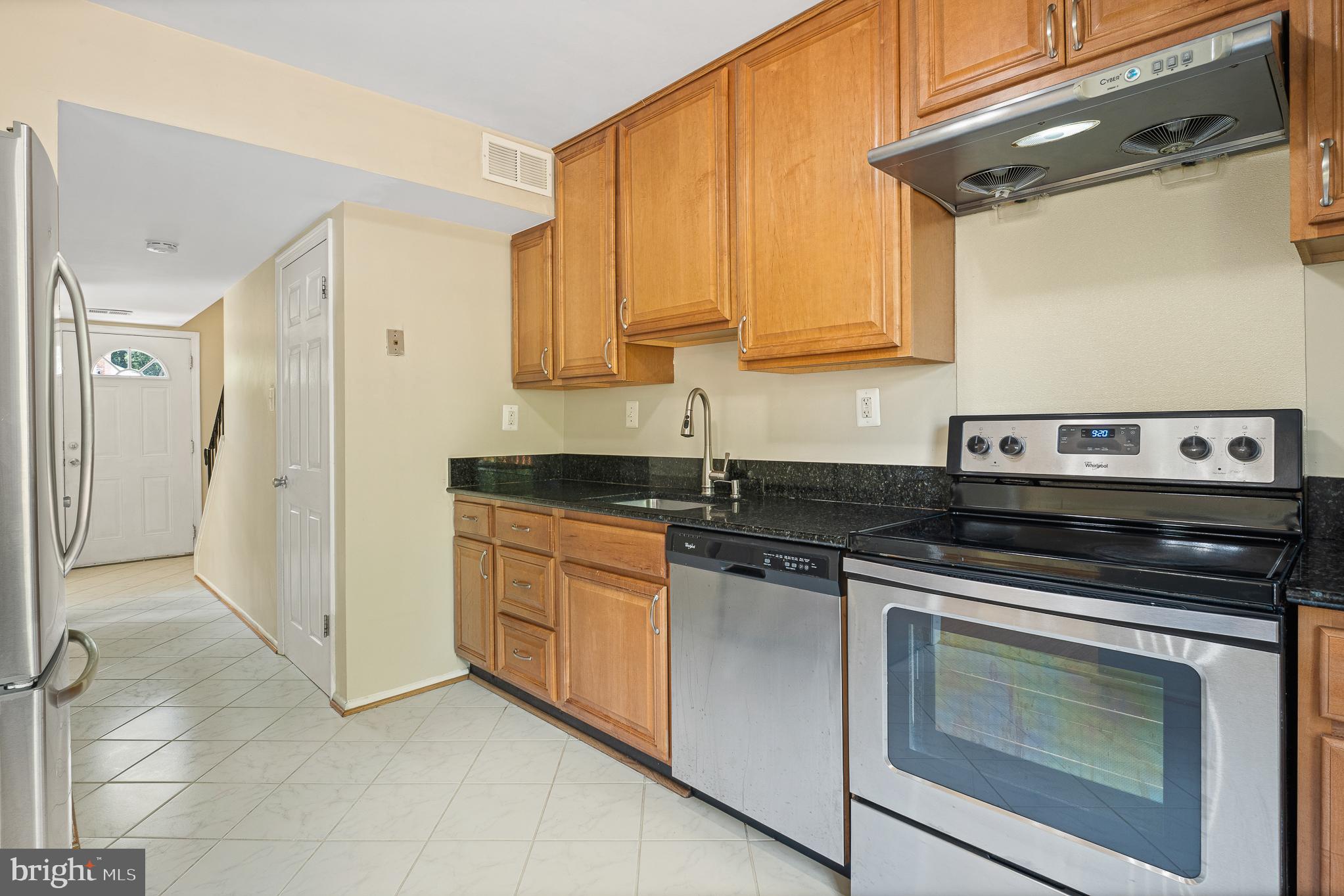 ROCKSHIRE TOWNHOMES - Residential