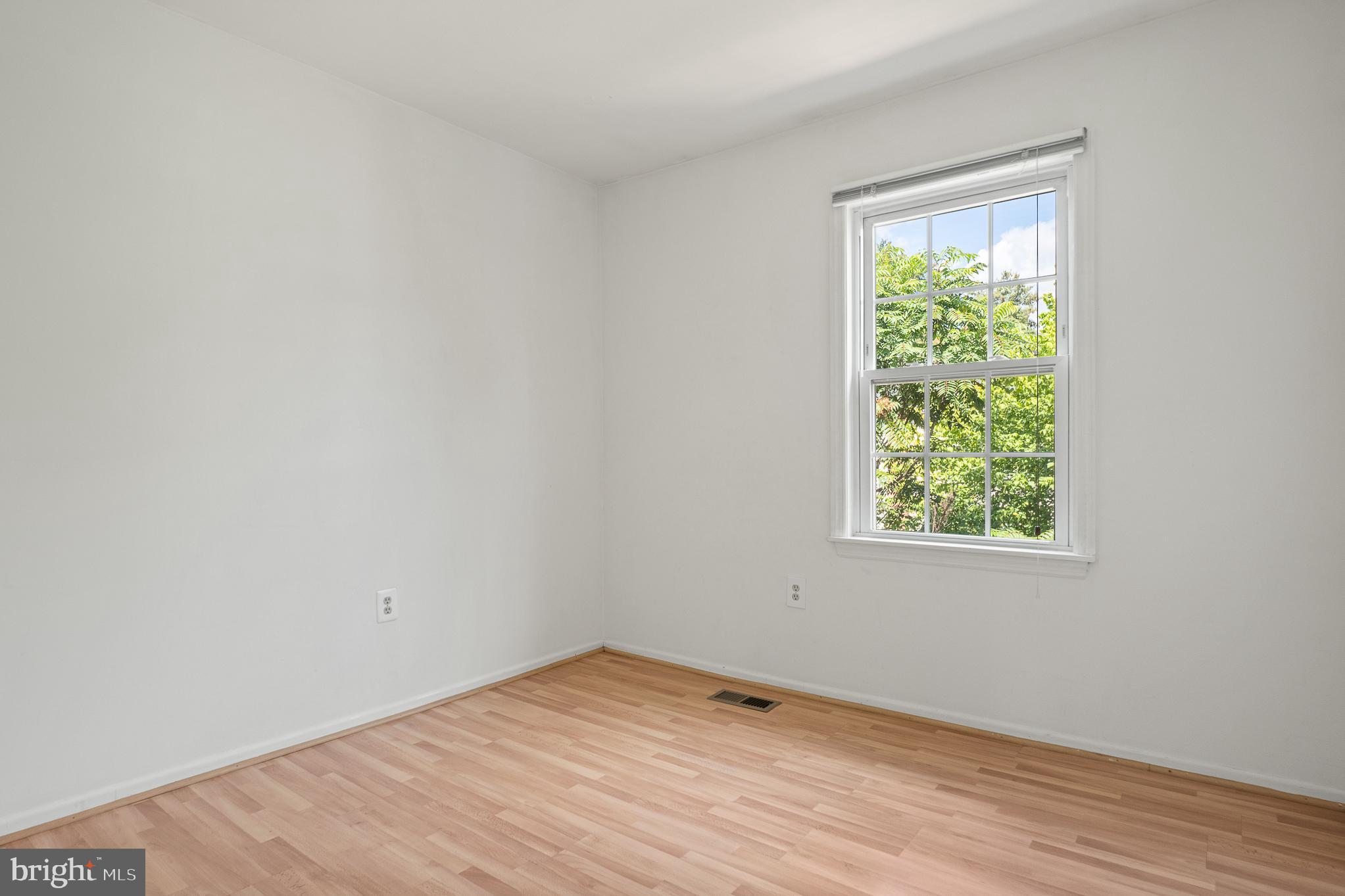 ROCKSHIRE TOWNHOMES - Residential