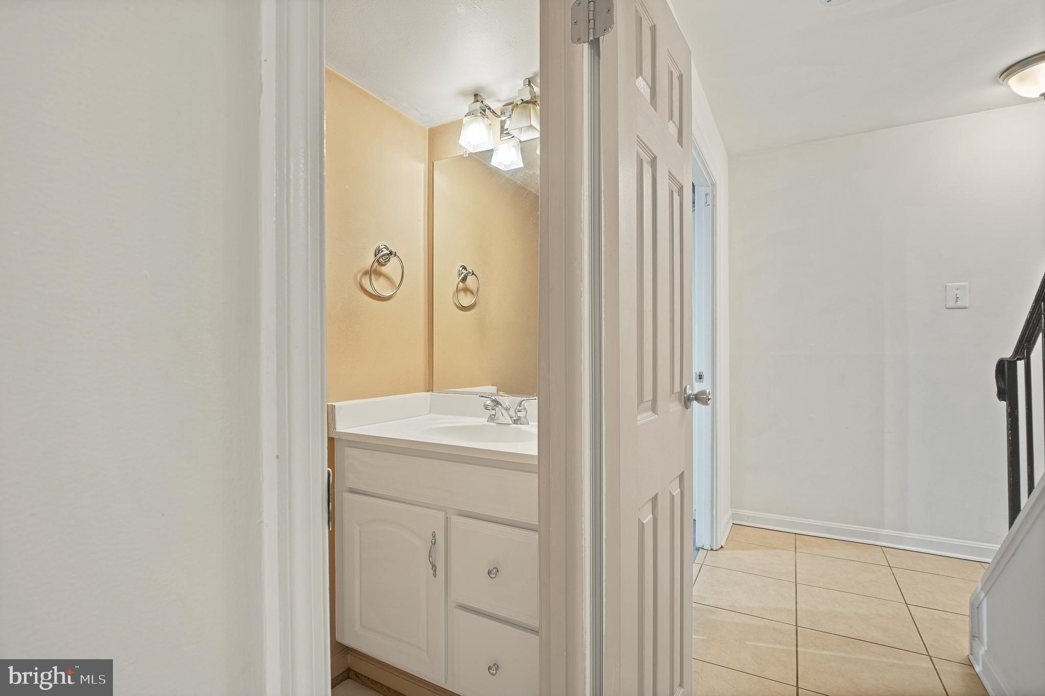 ROCKSHIRE TOWNHOMES - Residential