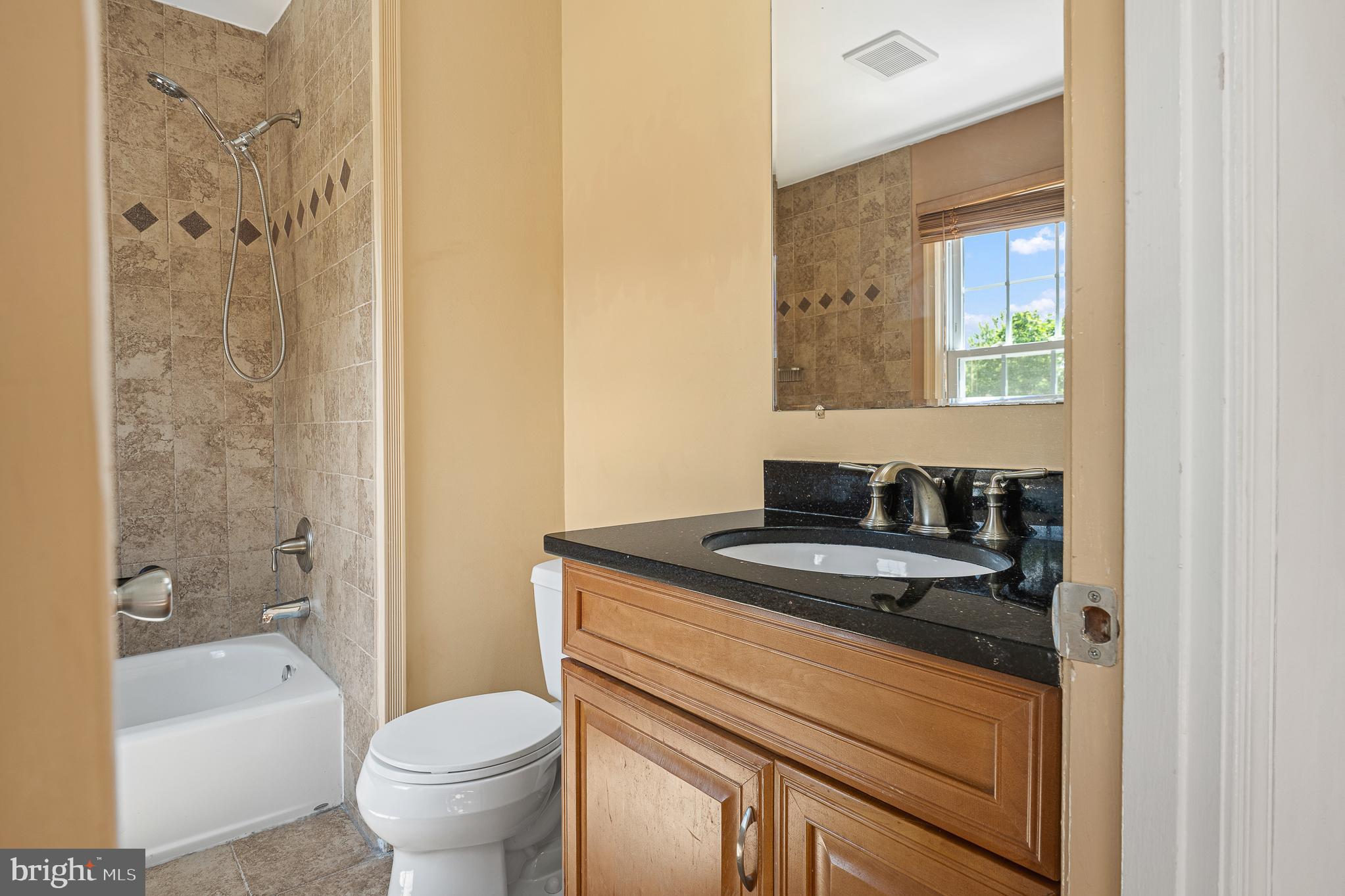 ROCKSHIRE TOWNHOMES - Residential