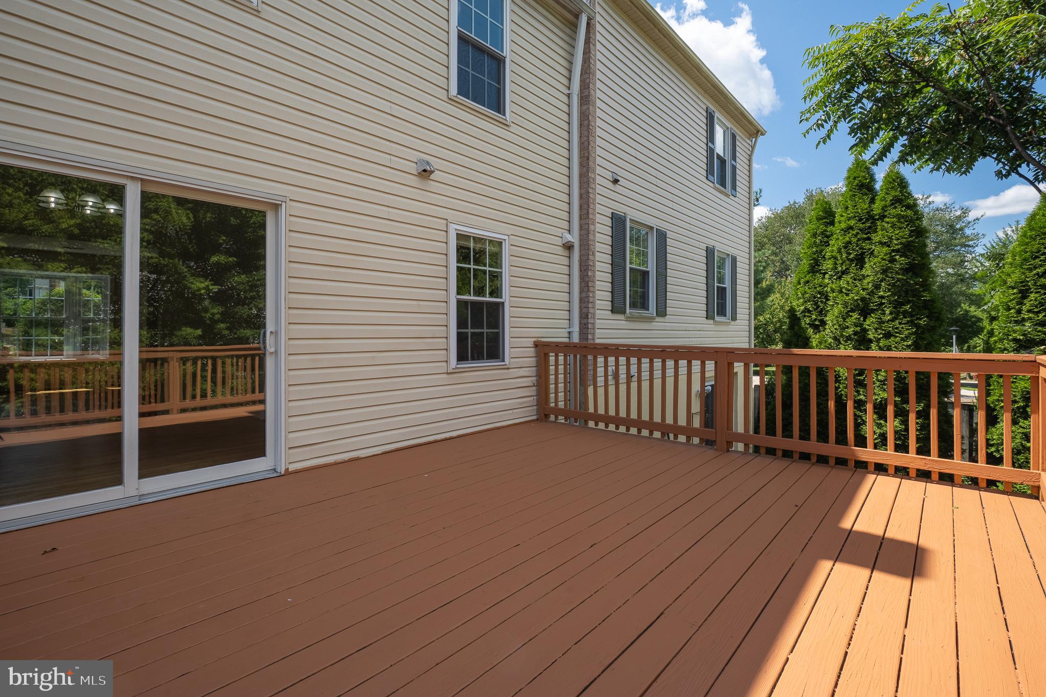 ROCKSHIRE TOWNHOMES - Residential